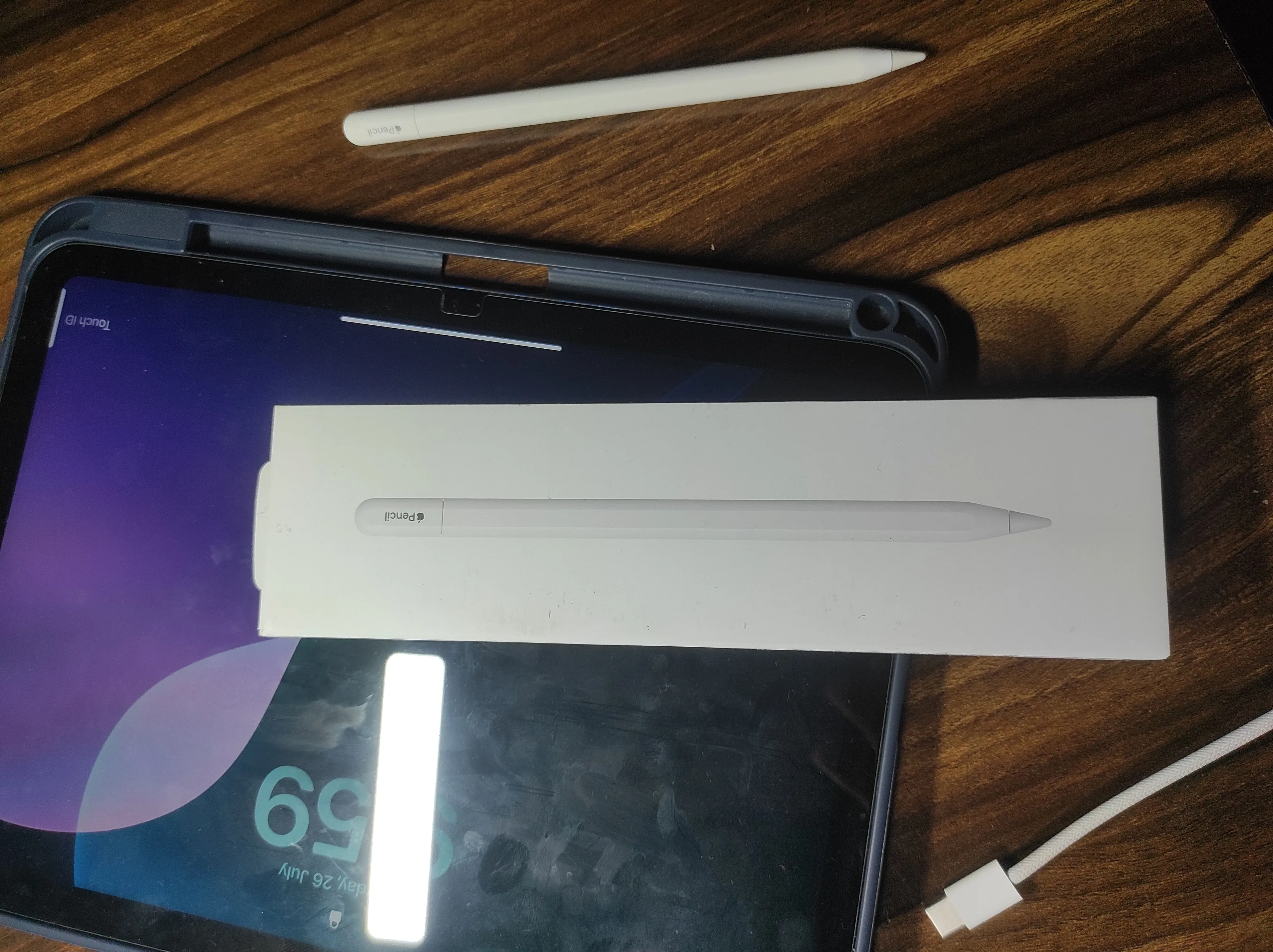 Buy Used Apple Pencil USB-C | Nearly New With Original Box