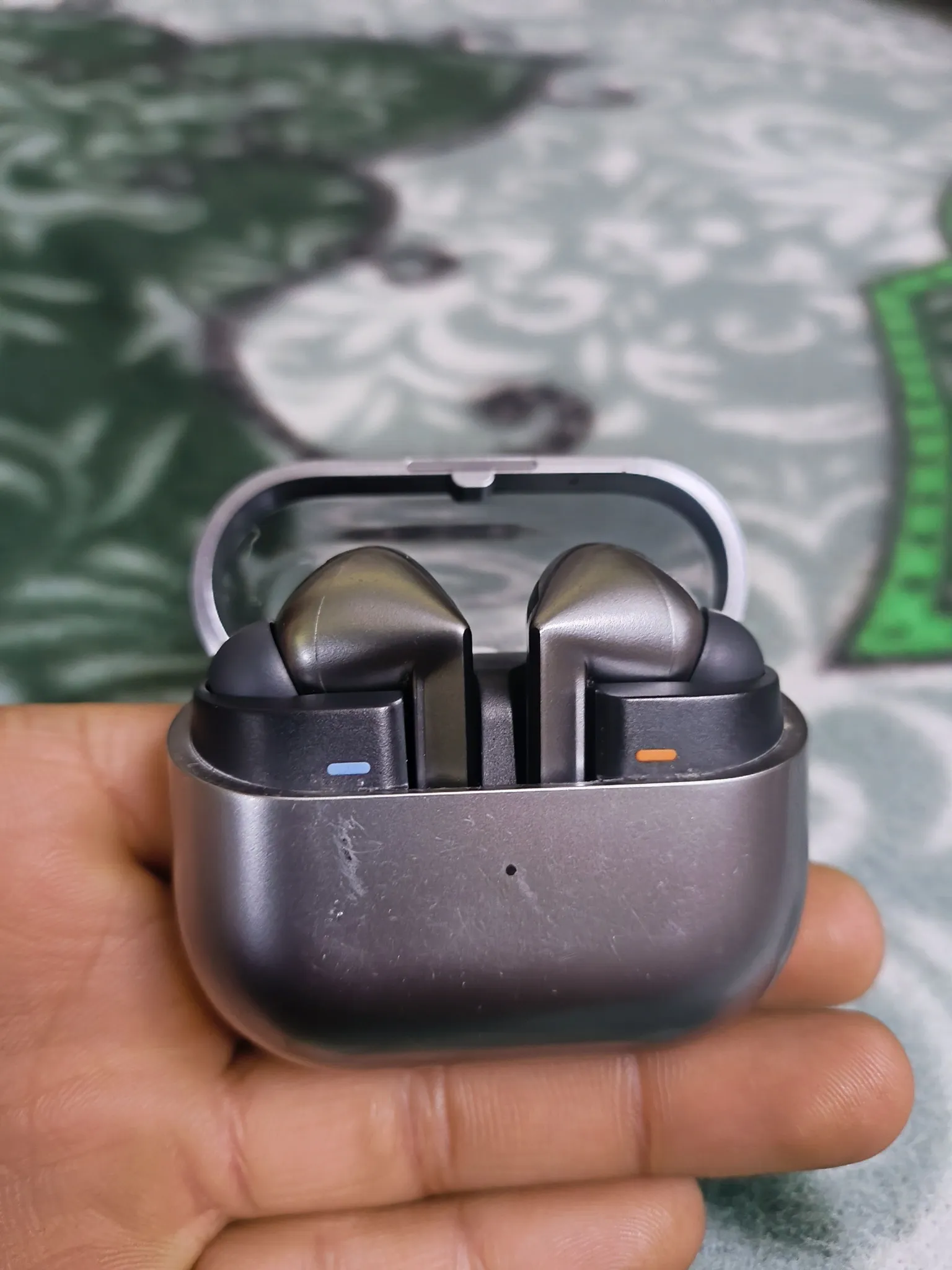Buy used Samsung Galaxy Buds 3 Pro Wireless Earbuds - Premium Sound online on Resellpur