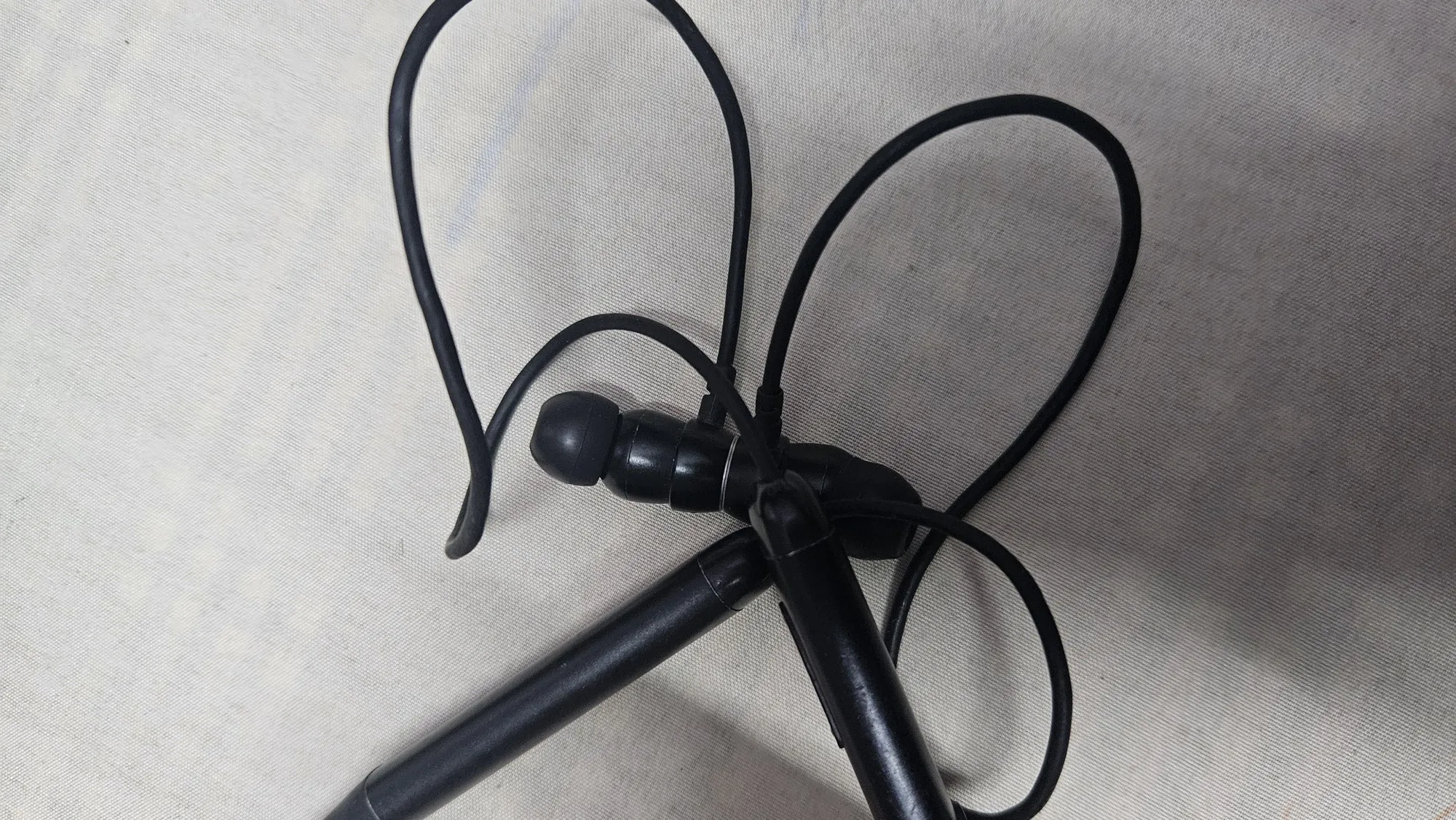 Boat Rockerz Wireless Neckband With Fast Charging & Powerful Bass