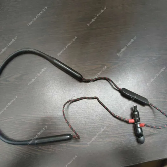 Sold second hand Boat Rockerz 333 pro on Resellpur