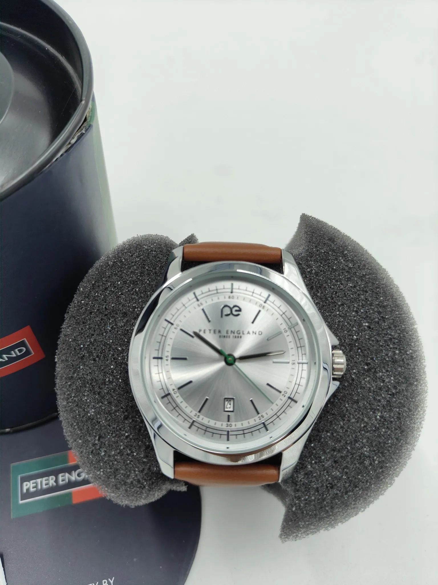 Peter England New Men Analogue Watch Silver Brown Leather