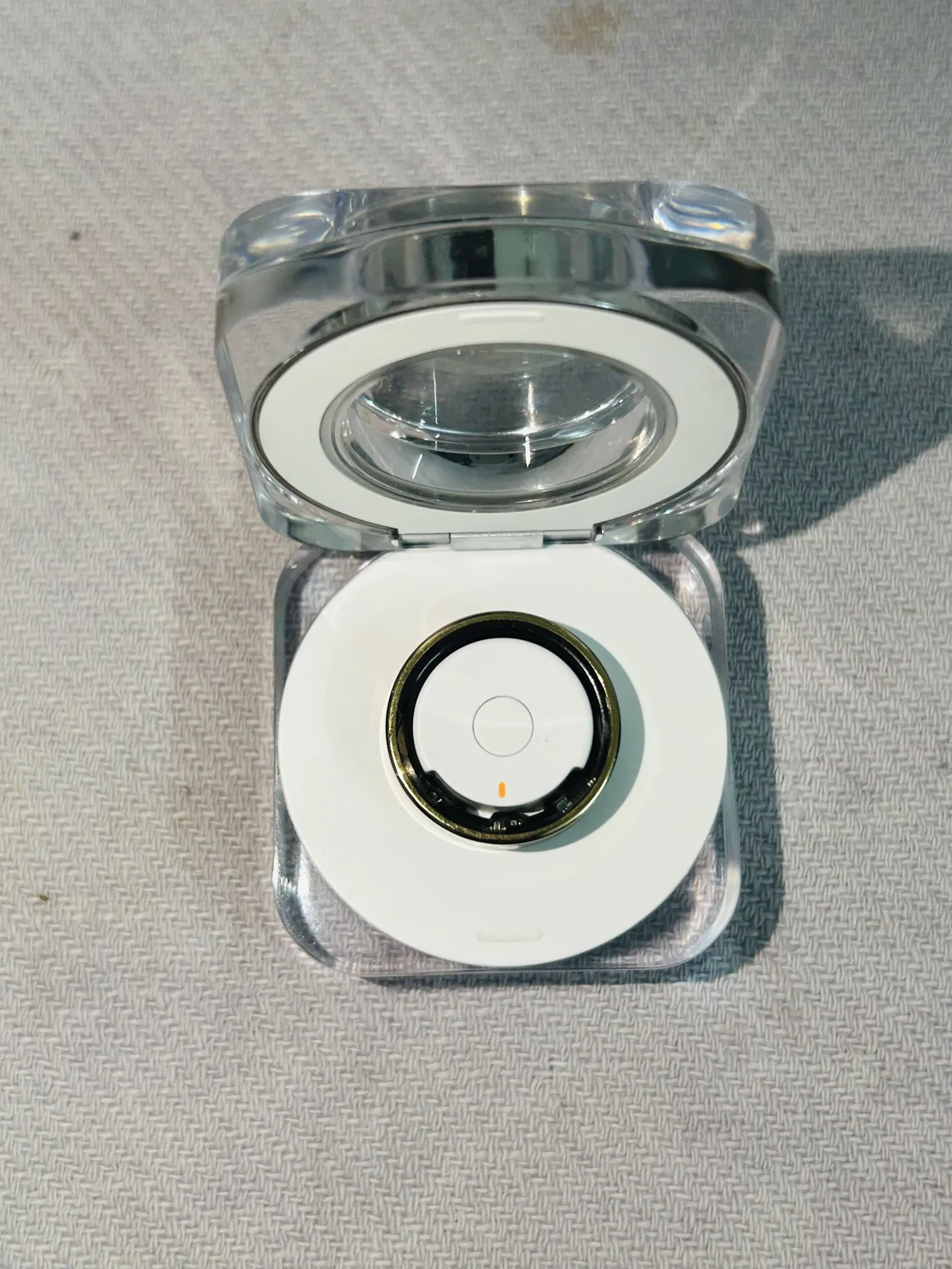 Buy used Samsung Galaxy Smart Ring Size 10 Gold - Like New Condition online on Resellpur