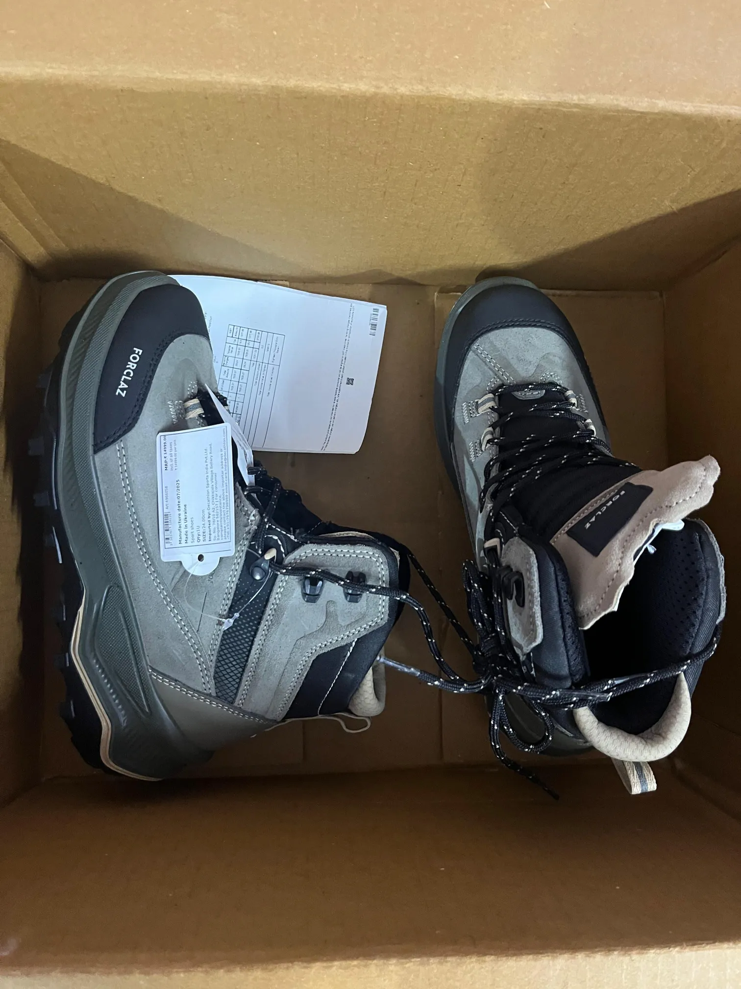 Decathlon MT100 Brand New Women's Trekking Shoes Green Grey UK5 Waterproof