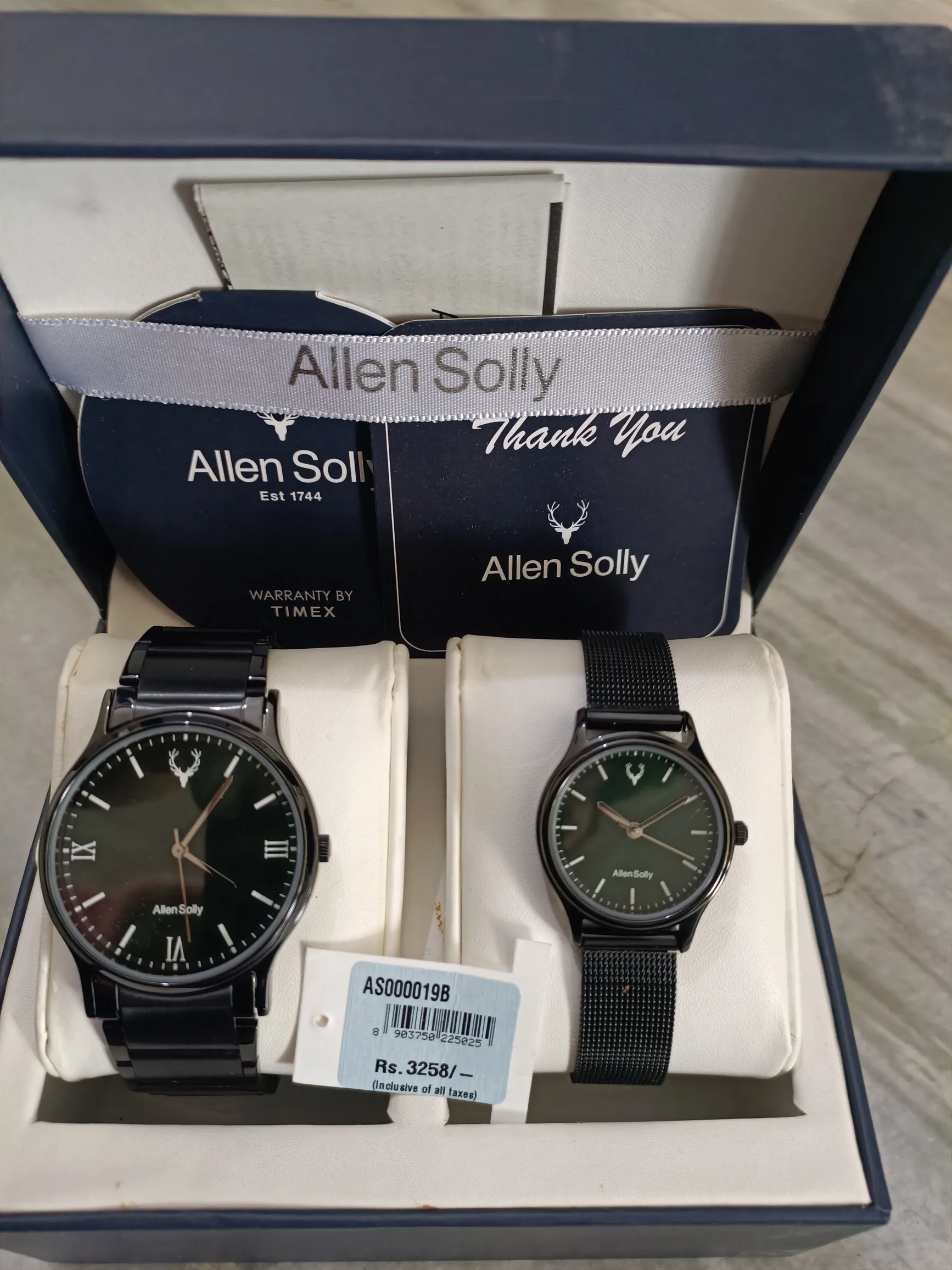 Allen Solly Couples' Analog Chain Watch - Premium Black