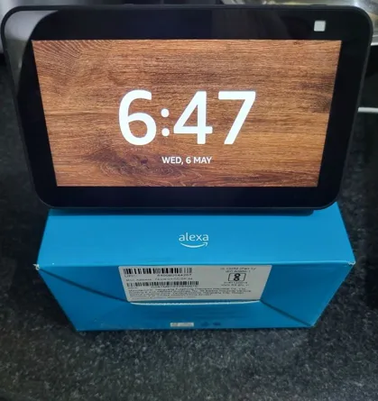 Buy used Alexa Echo Show 5 2nd Gen - Well Maintained - Black - Key Features Included online on Resellpur