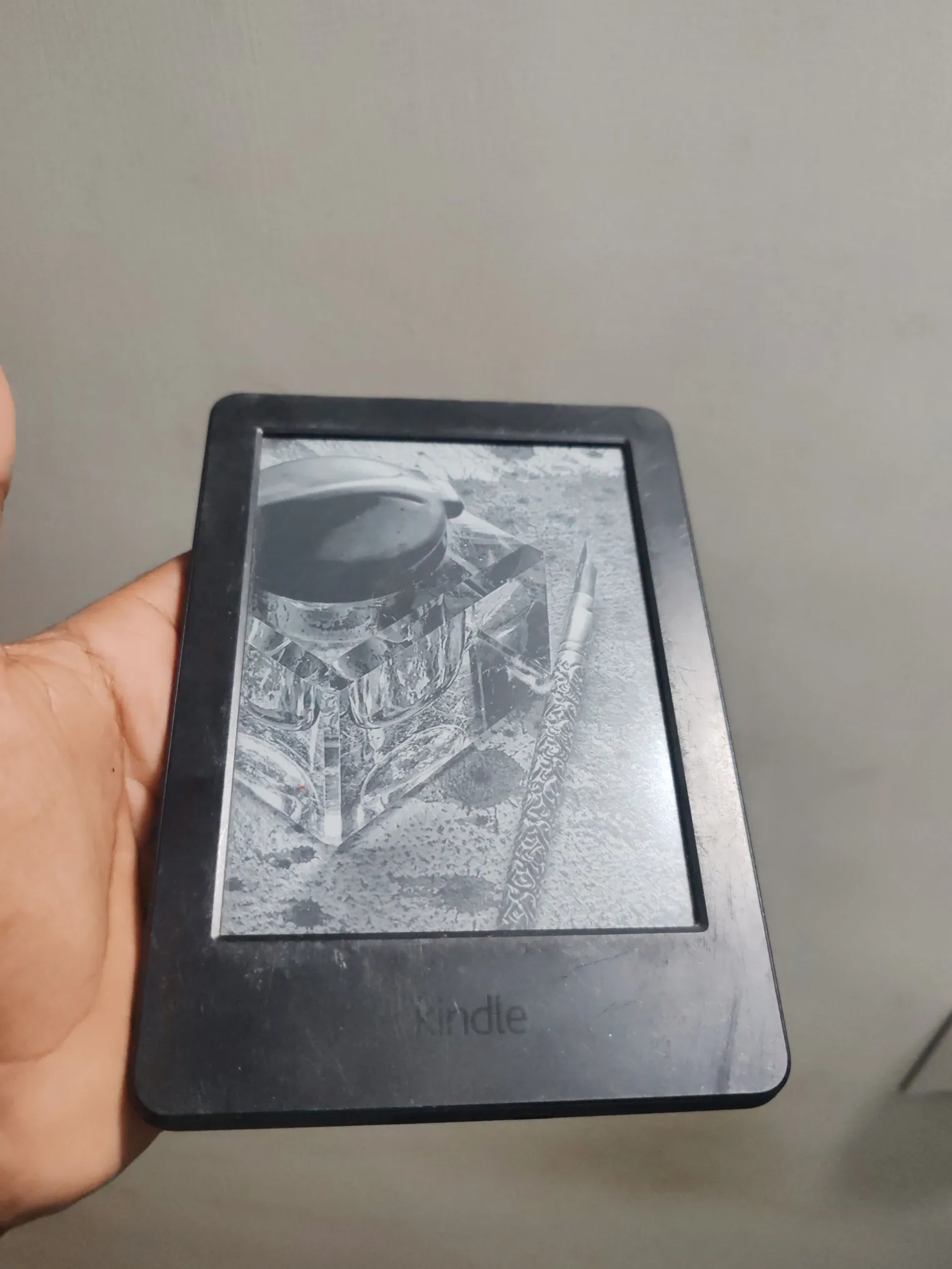 Buy used Kindle 6th Gen Fully Functional Black E-reader online on Resellpur