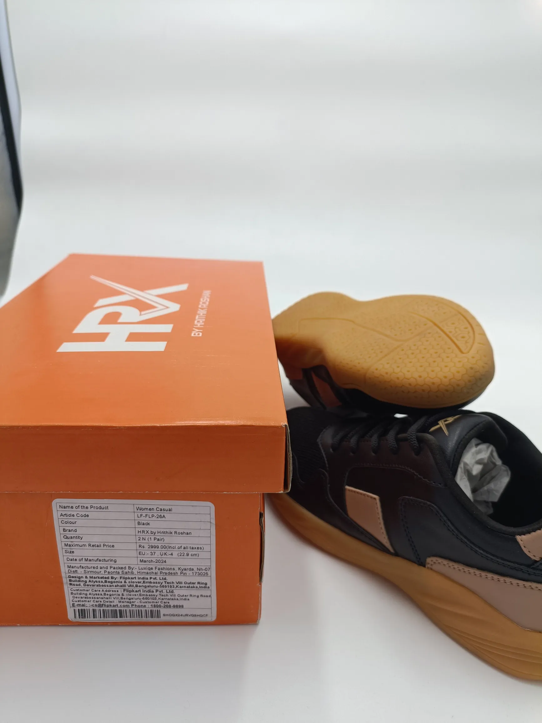 HRX Women's UK4 GoLite Badminton shoes - Black