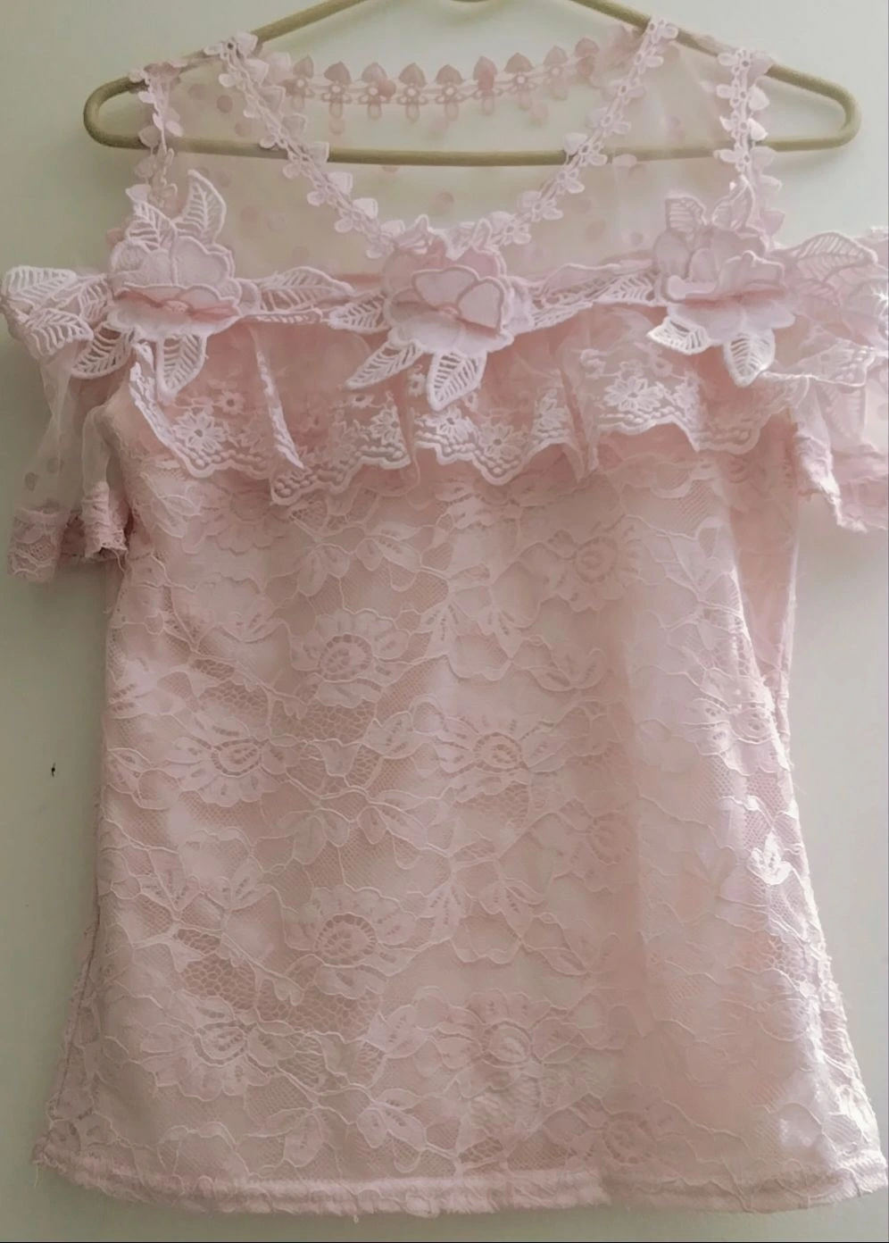 Chic Women's S/M Stretchable Cold Shoulder Top - Baby Pink