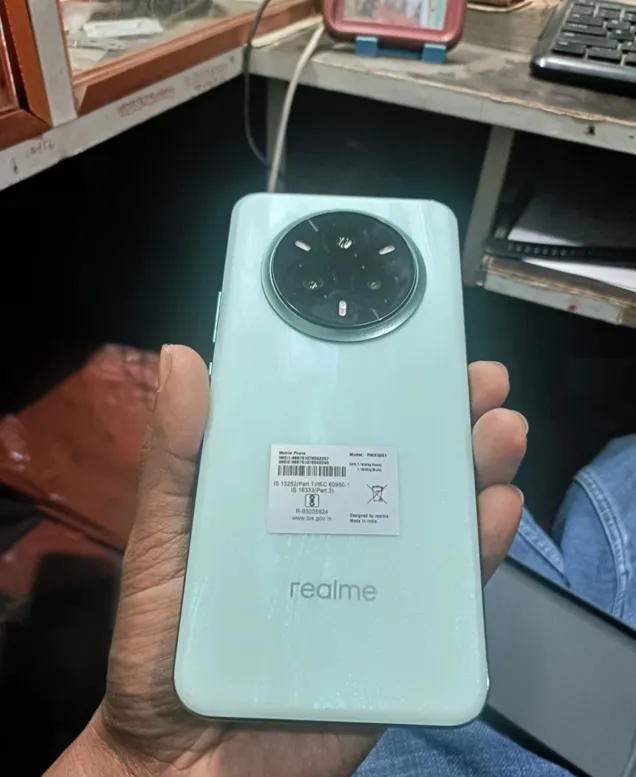 Realme 14 Pro Plus 8GB/256GB Mint Green - Excellent Camera & Display