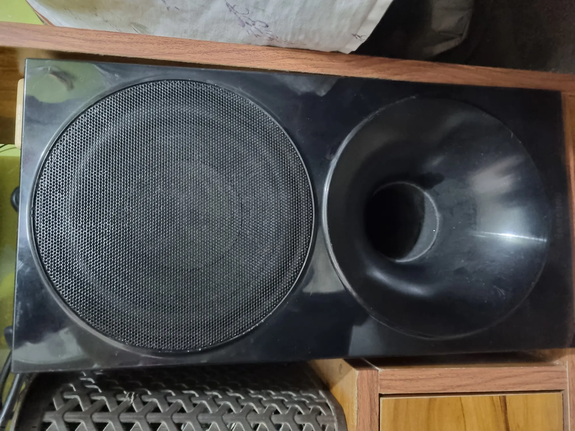 Buy used CA-TB21 2.1 Home Theatre System Black 200W Class D Amplifier online on Resellpur