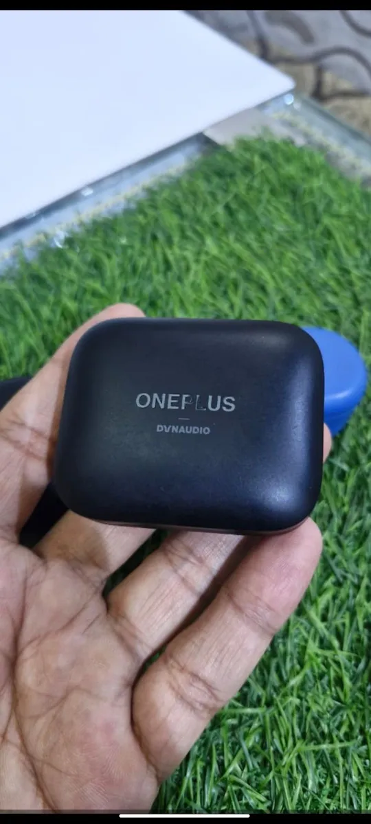 Oneplus Excellent Condition Wireless Earbuds Black ANC