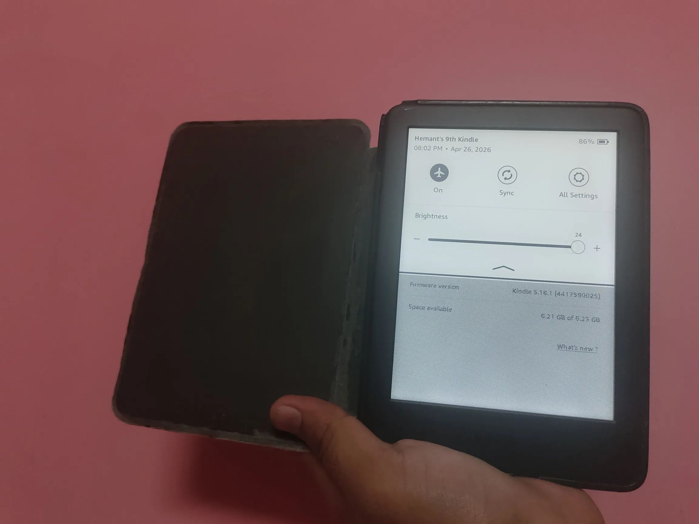Buy used Kindle 10th Gen Good Condition Black E-reader With Cover online on Resellpur