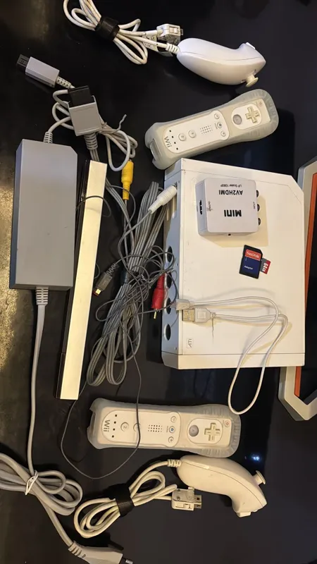 Sold second hand Nintendo Wii Gaming Console Good Condition White on Resellpur