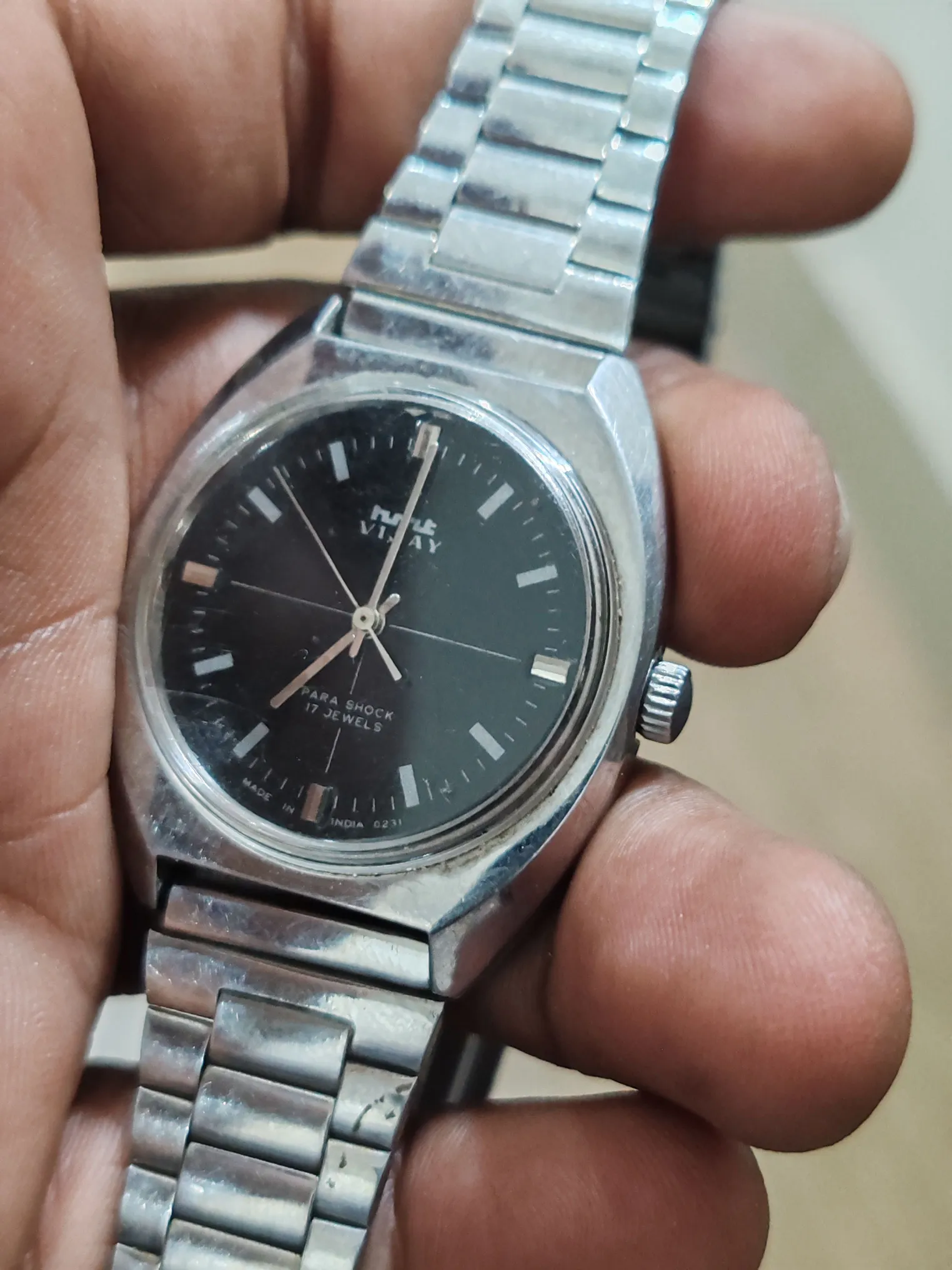 Buy used HMT Vijay Vintage Mechanical Watch Black Dial Stainless Steel online on Resellpur