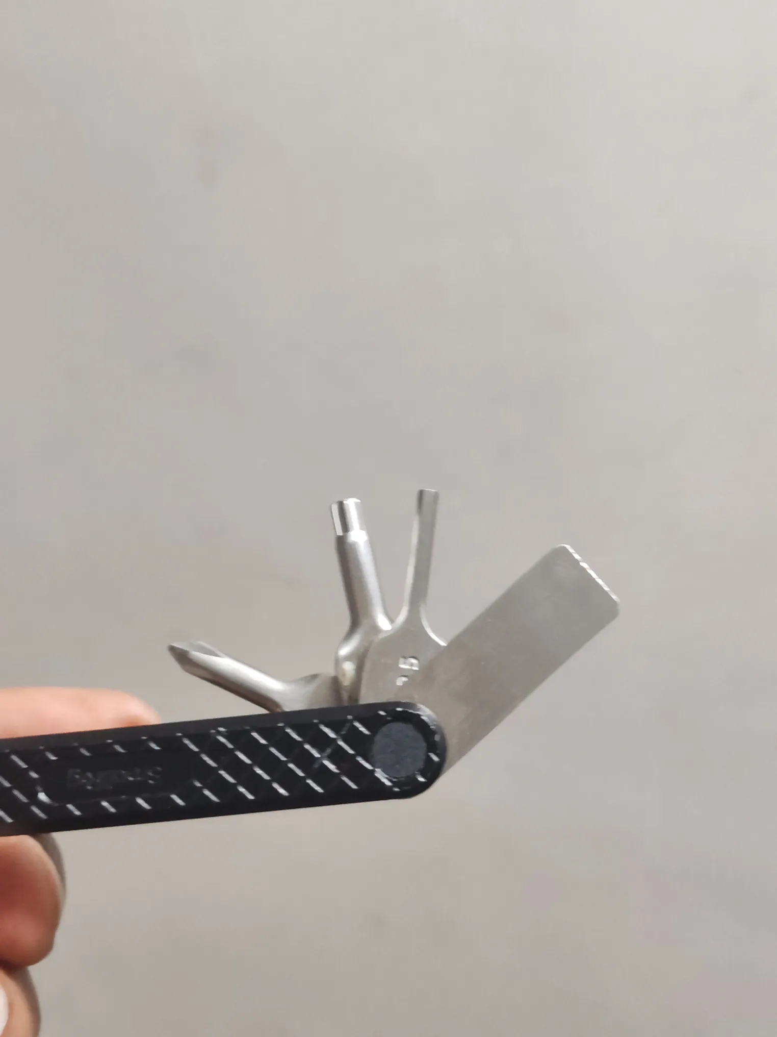 Buy used Smallrig Preloved Multi-tool Kit Black 7-in-1 Precision Tool online on Resellpur