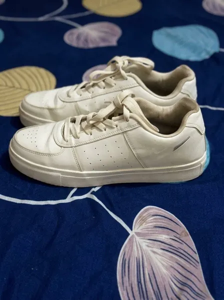 Buy used Campus Casual Sneaker Shoes - Good Condition - Men's - White - UK8.5 online on Resellpur