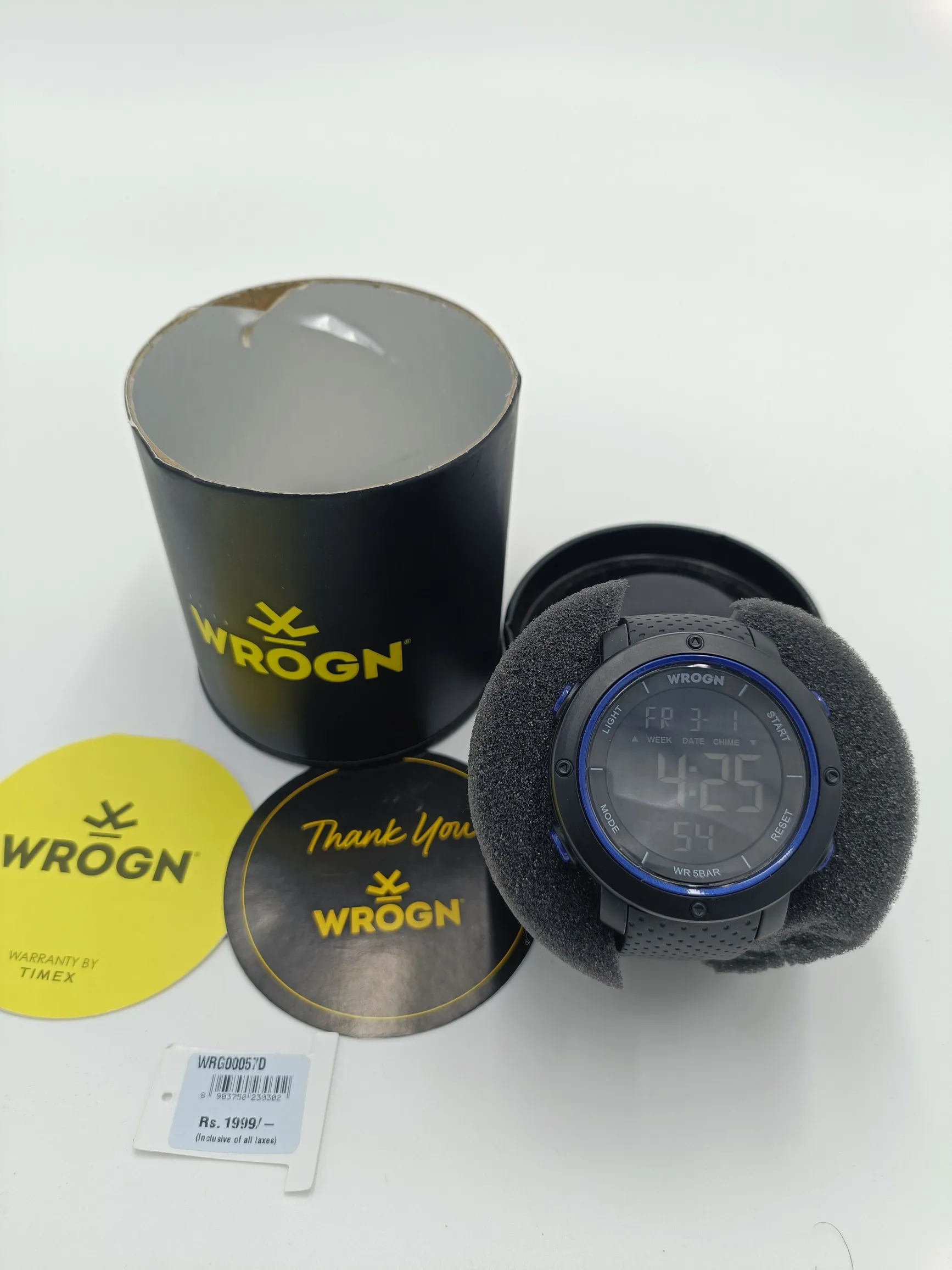 Elegant Men's Analog Watch With Rubber Strap - Ideal For Gifting