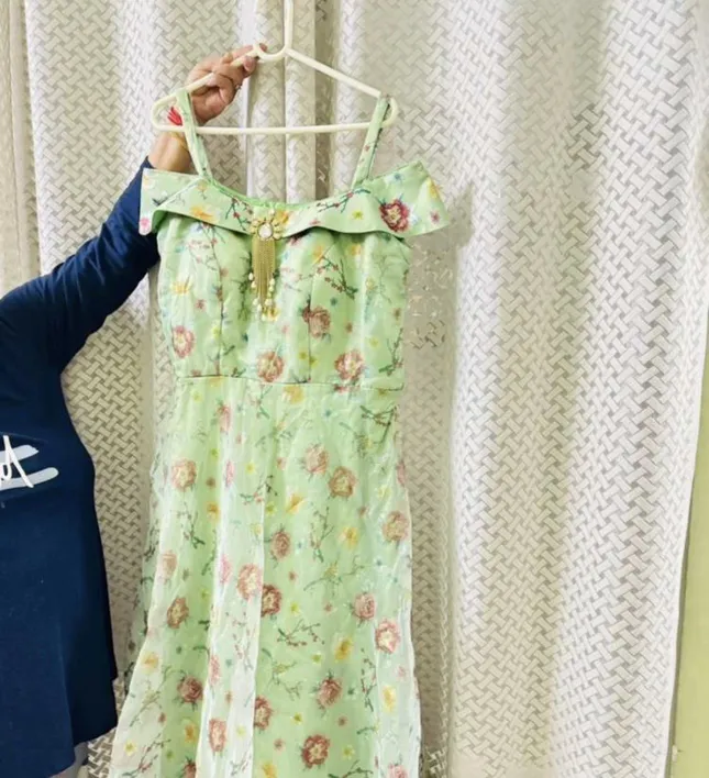 Buy used Elegant Unused Gown L Mint Green Floral Off-shoulder Design online on Resellpur