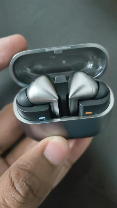Buy used Samsung Galaxy Buds3 Pro Like New Wireless Earbuds Silver online on Resellpur