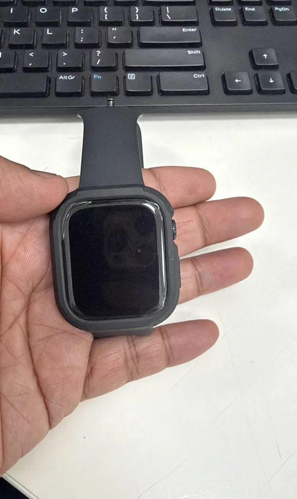 Buy used Apple Watch Series 10 Used GPS Jet Black 46mm 93% Battery Health online on Resellpur