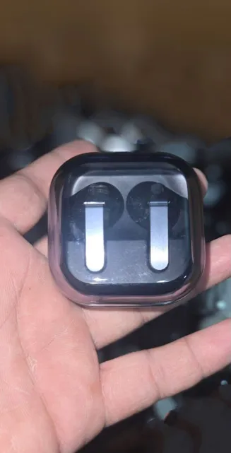 Buy used Samsung Galaxy Buds 4 Pro Hi-fi Audio Black Wireless Earbuds online on Resellpur