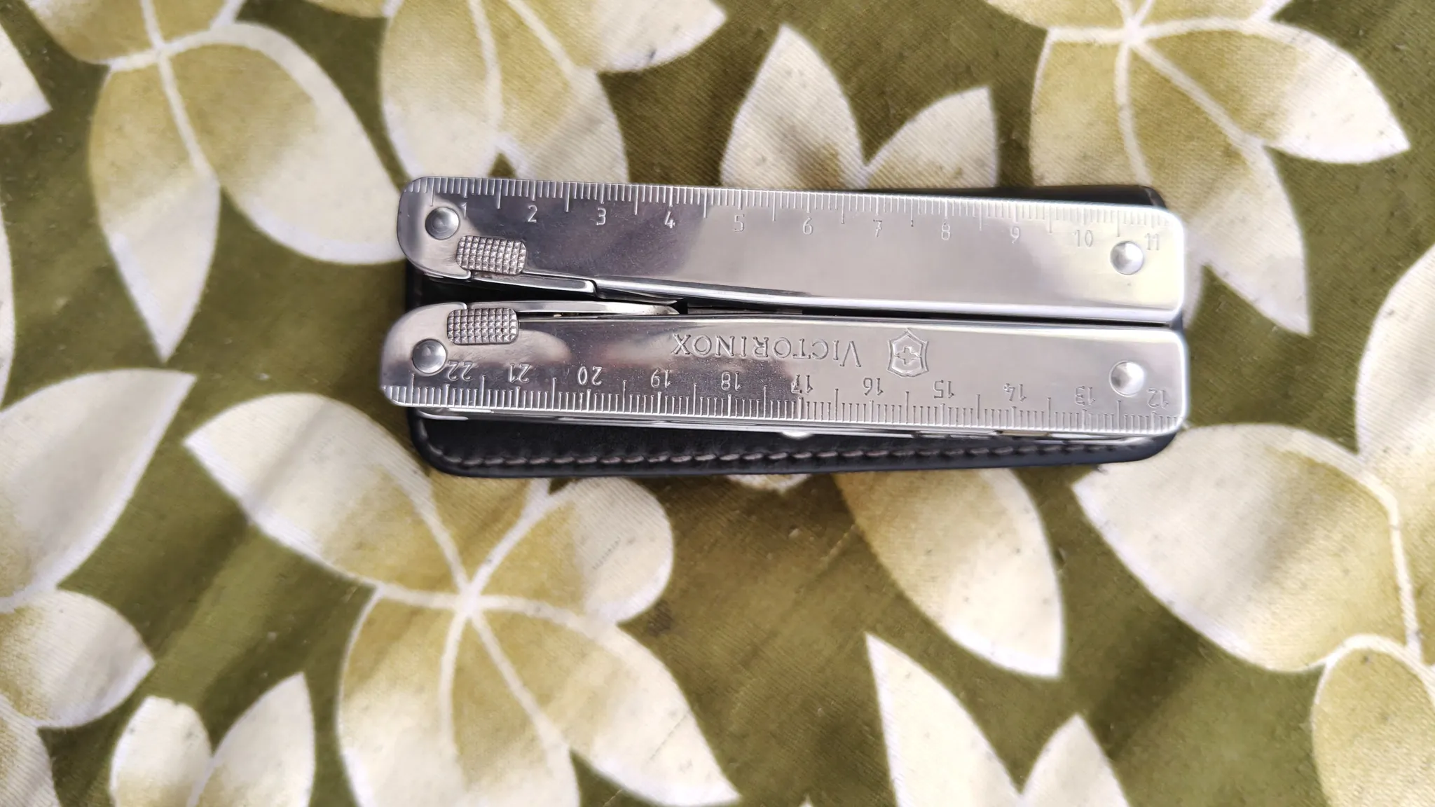 Sold second hand Victorinox Multi Tool Plier on Resellpur