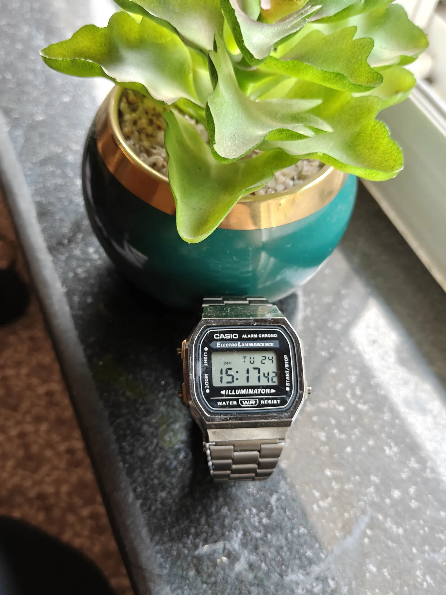 Casio A168WGG-1A Pre Loved Watch Silver Chain 9/10 Condition