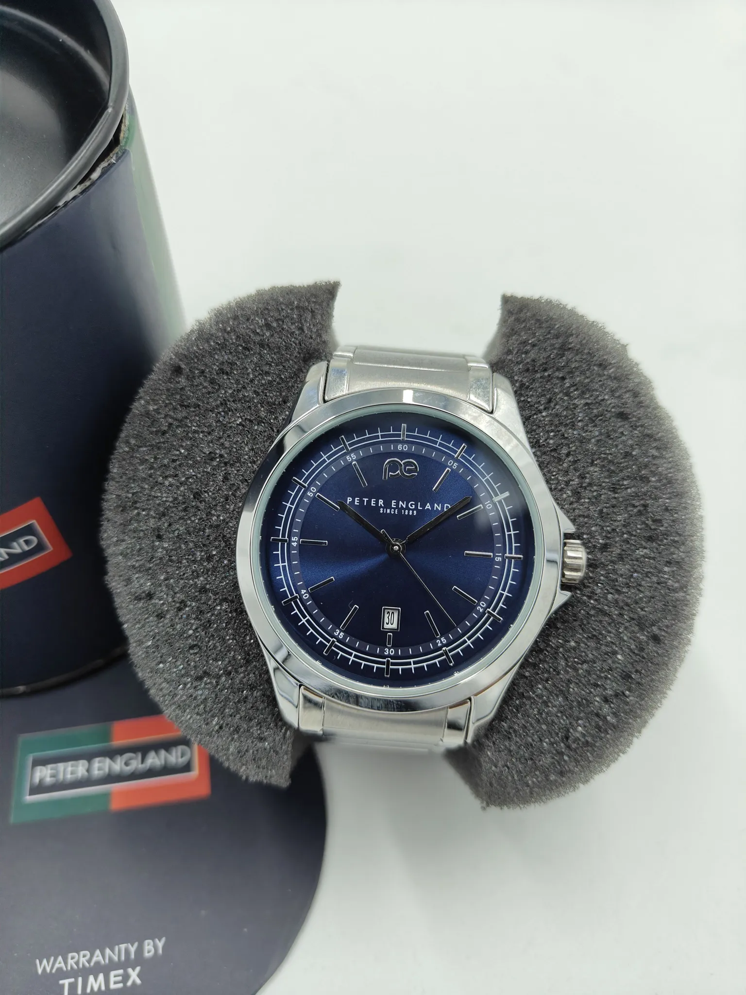 Peter England New Men Analogue Watch Blue Stainless Steel