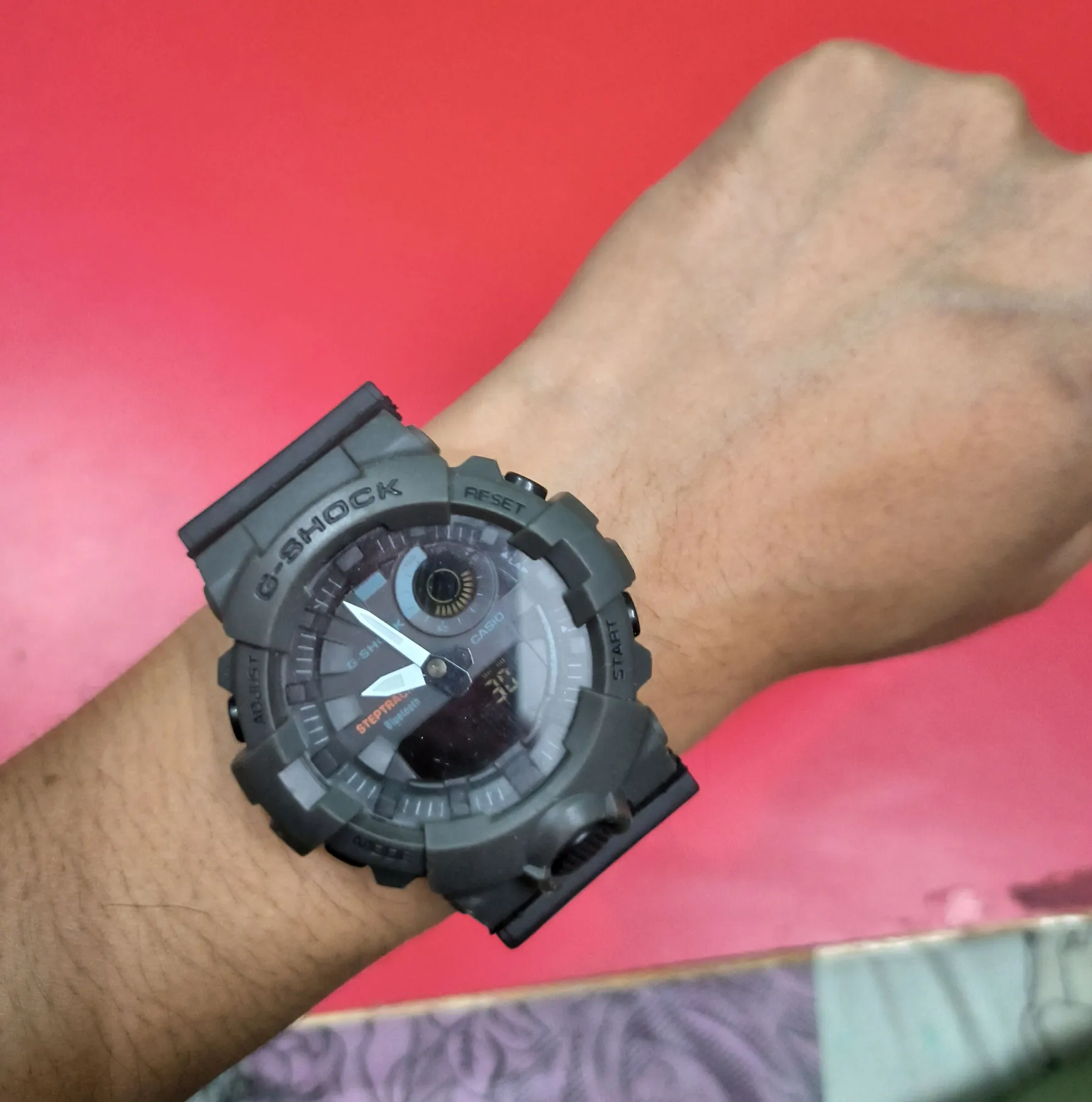 Sold second hand Casio Men's Resin G-shock Analog-digital Watch GBA 800 8ADR on Resellpur