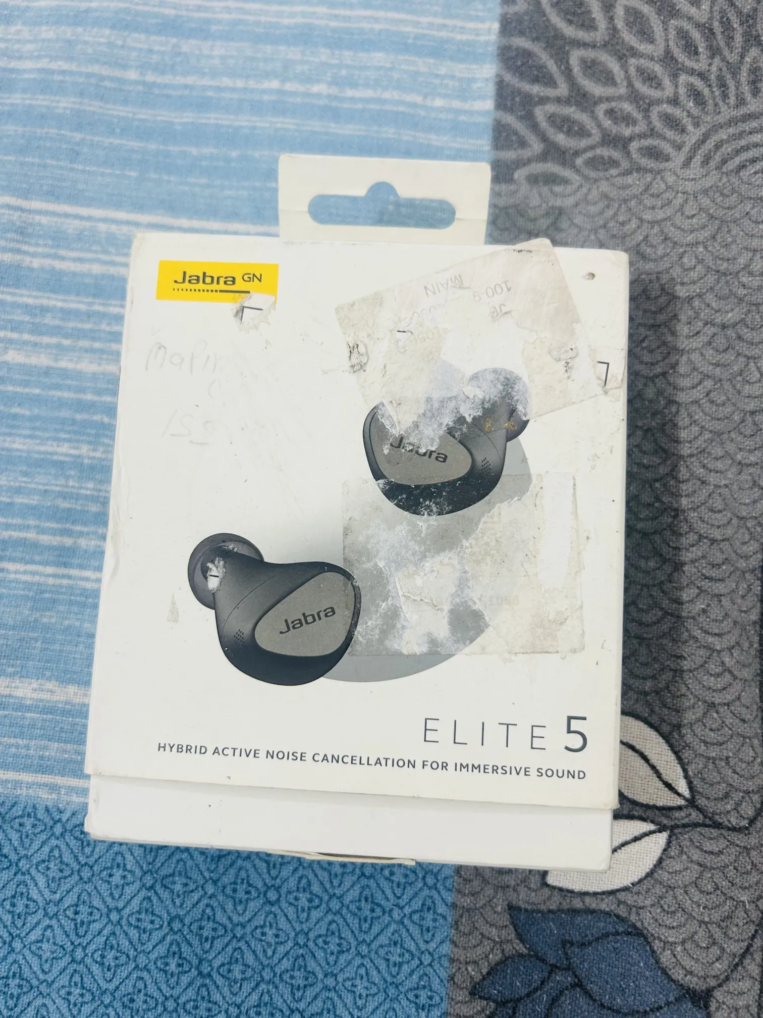 Sold second hand Jabra Elite 5 Wireless Earbuds Good Condition Black on Resellpur