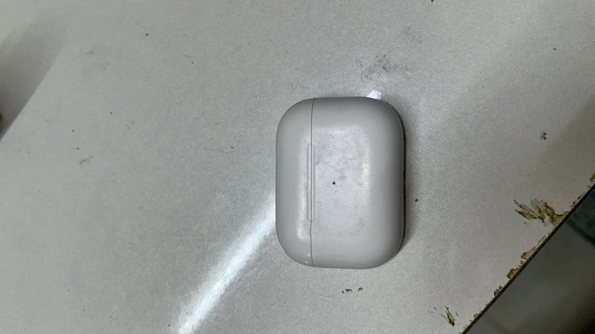 Sold second hand Apple Airpods Pro 2nd Gen USB-C White With Applecare+ on Resellpur
