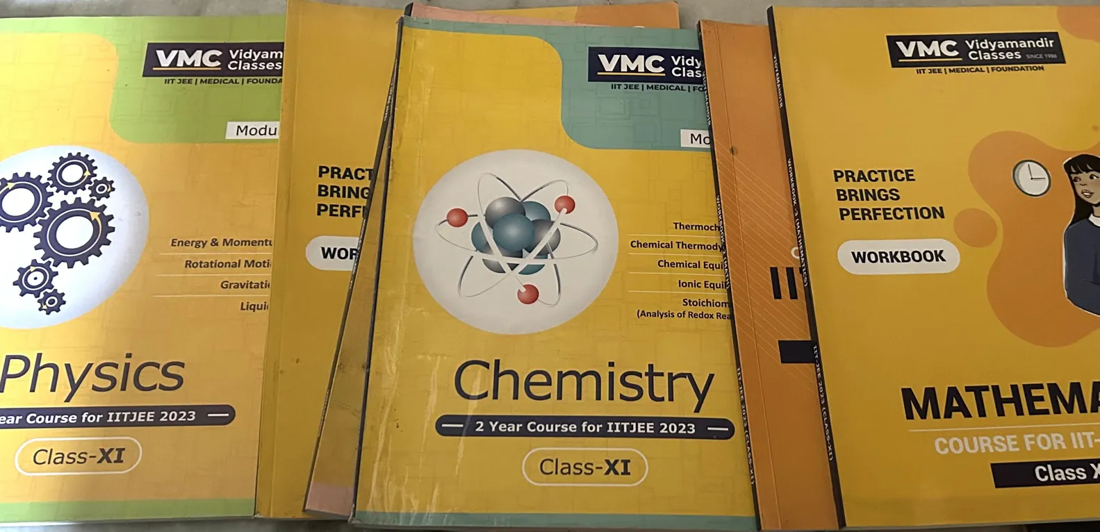 Buy used VMC Vidyamandir Classes IIT JEE Physics Chemistry Mathematics Modules Class 9-11 online on Resellpur