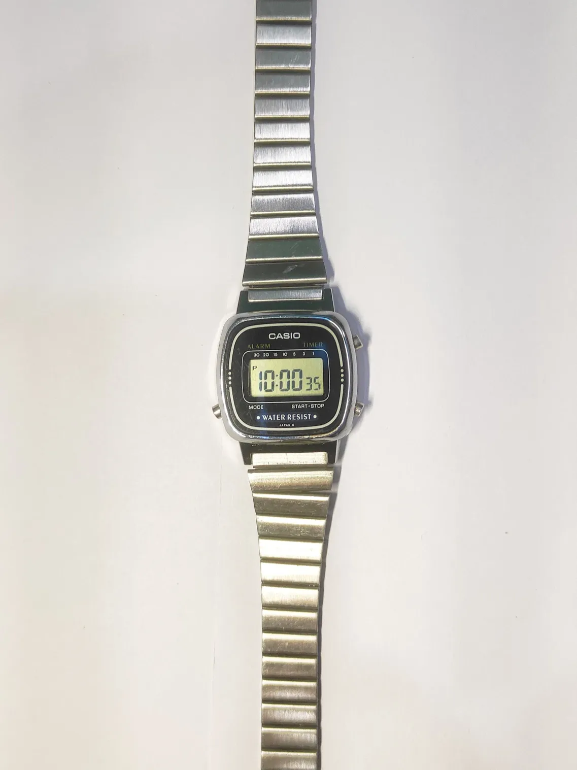 Buy used Casio Women Vintage LA670WGA-1DF Digital Watch Gold Stainless Steel online on Resellpur