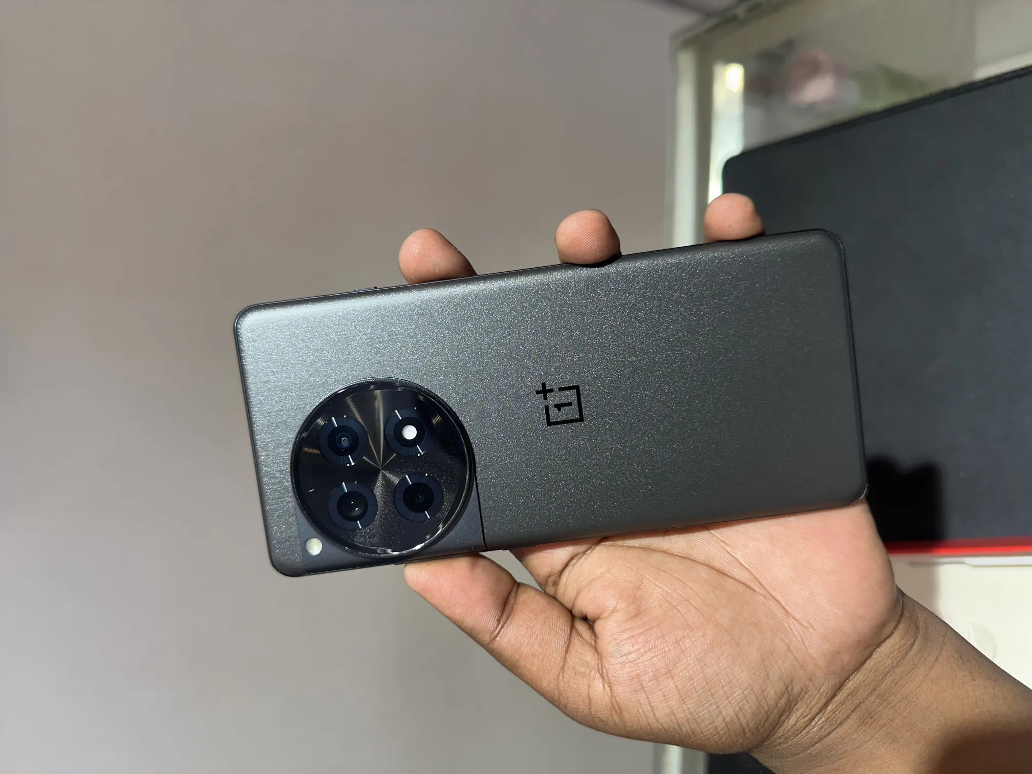 Buy used Oneplus 12R Excellent Smartphone Iron Grey 8GB RAM 256GB Storage online on Resellpur