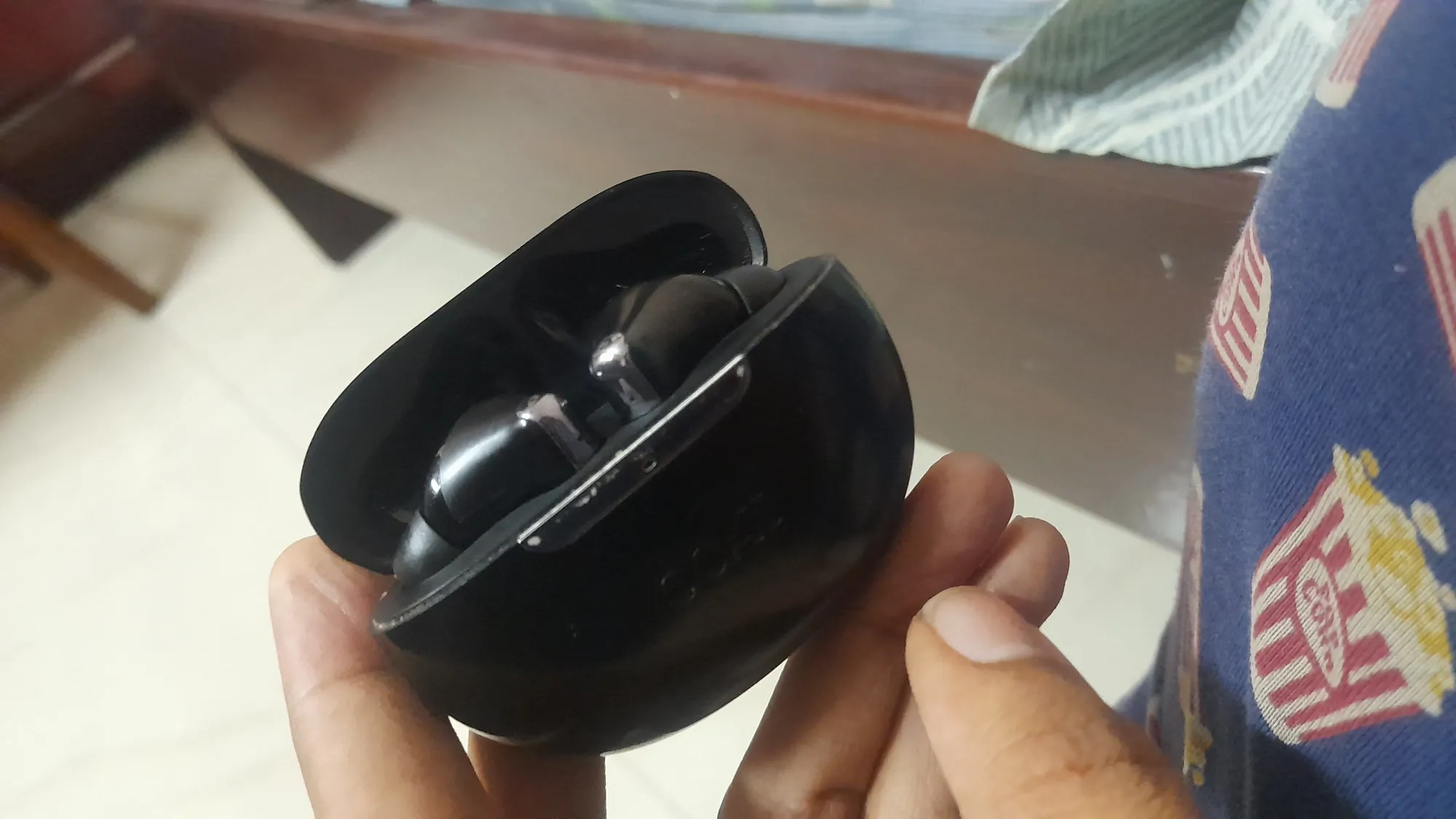 Boat Used Earpods - Black - Charging Wires Included