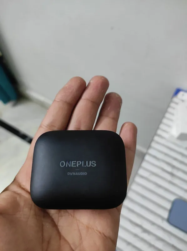 Buy used Oneplus Good Condition Wireless Earbuds Black ANC Excellent Sound Quality online on Resellpur