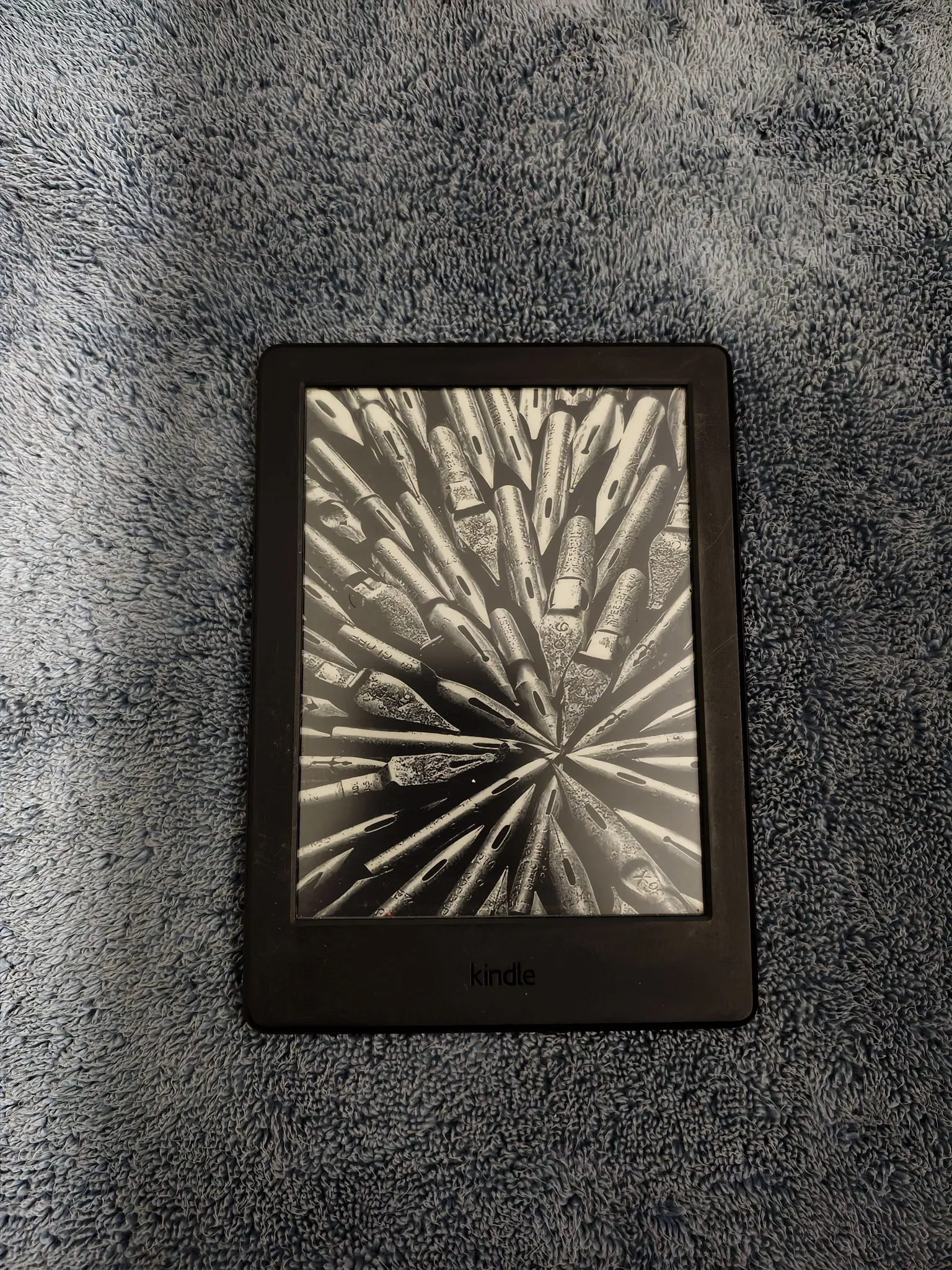 Buy used Kindle 8th Gen Basic, Pre-owned, Very Good Condition online on Resellpur