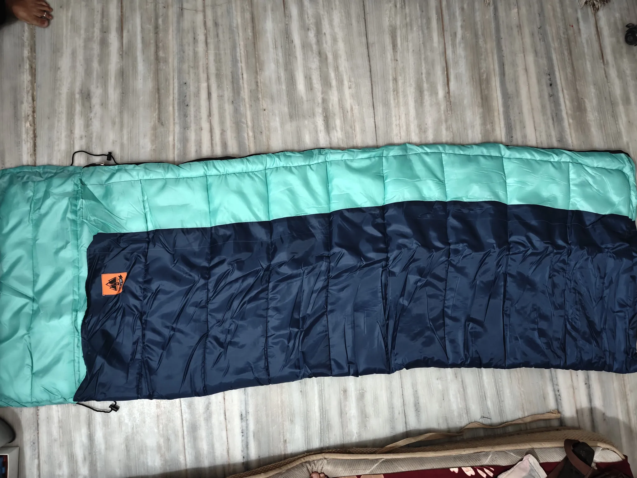 Hills Top Lightweight Sleeping Bag - Blue, Under 1 Kg