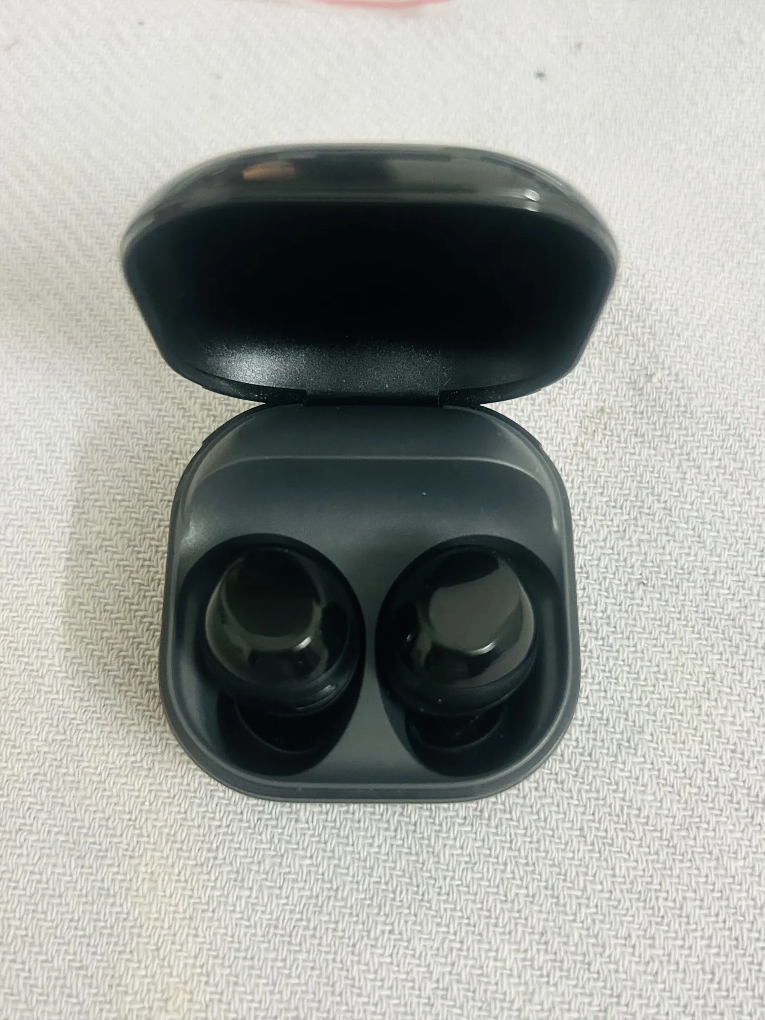Buy used Samsung Galaxy Buds Core, Good Condition, Lightly Used online on Resellpur