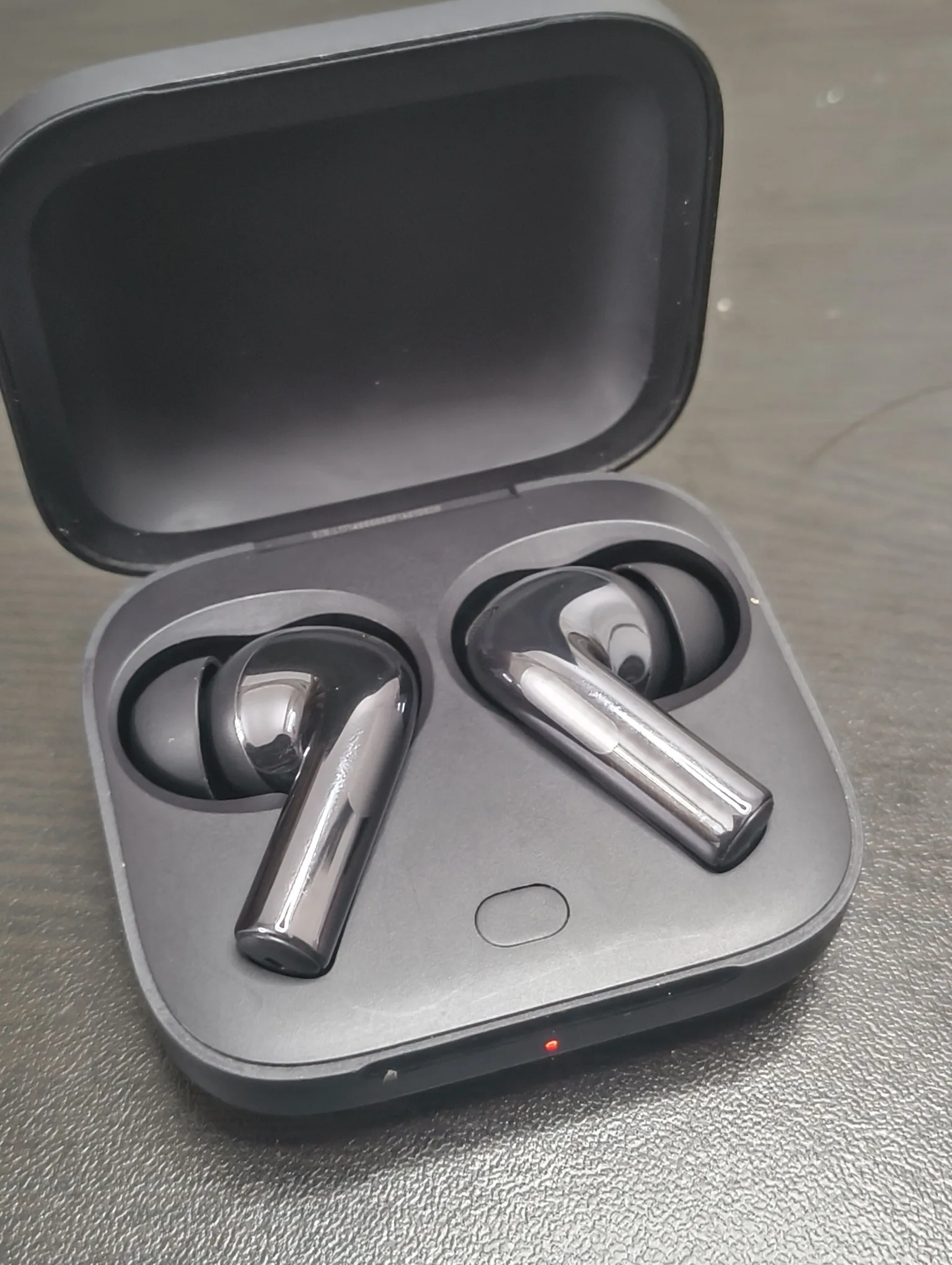Sold second hand OnePlus buds 3 on Resellpur