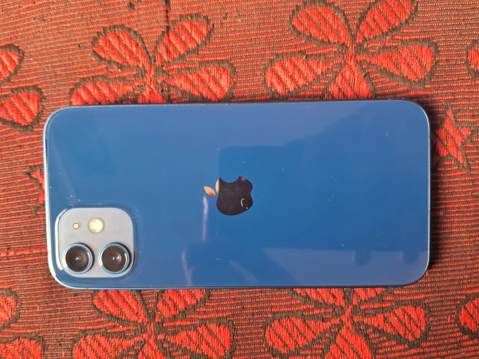 Buy used Apple Iphone 12 5G 128GB Blue, Good Condition, Pre-owned online on Resellpur