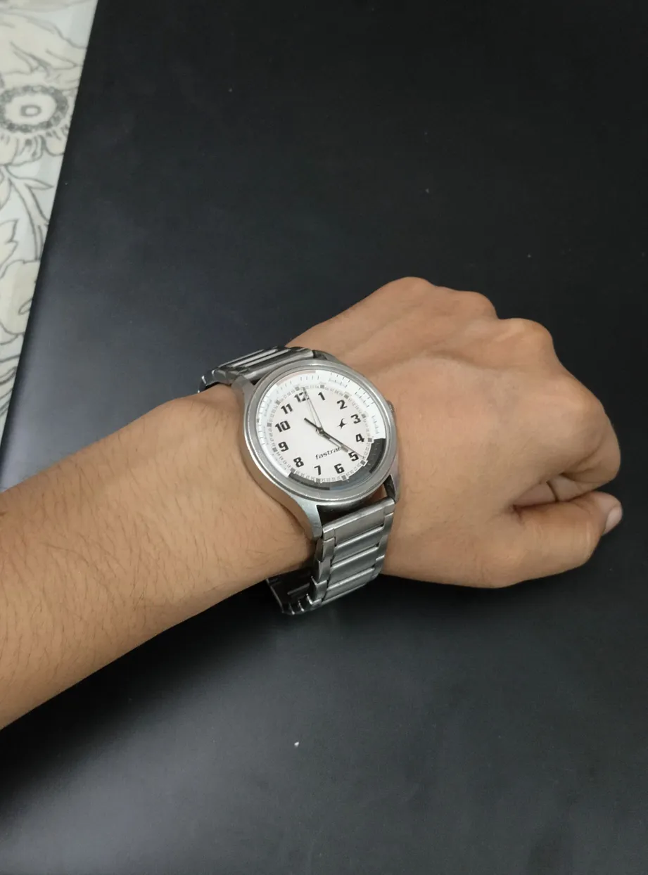 Fastrack Men's Leather Analog Watch - White Dial, Quartz Movement