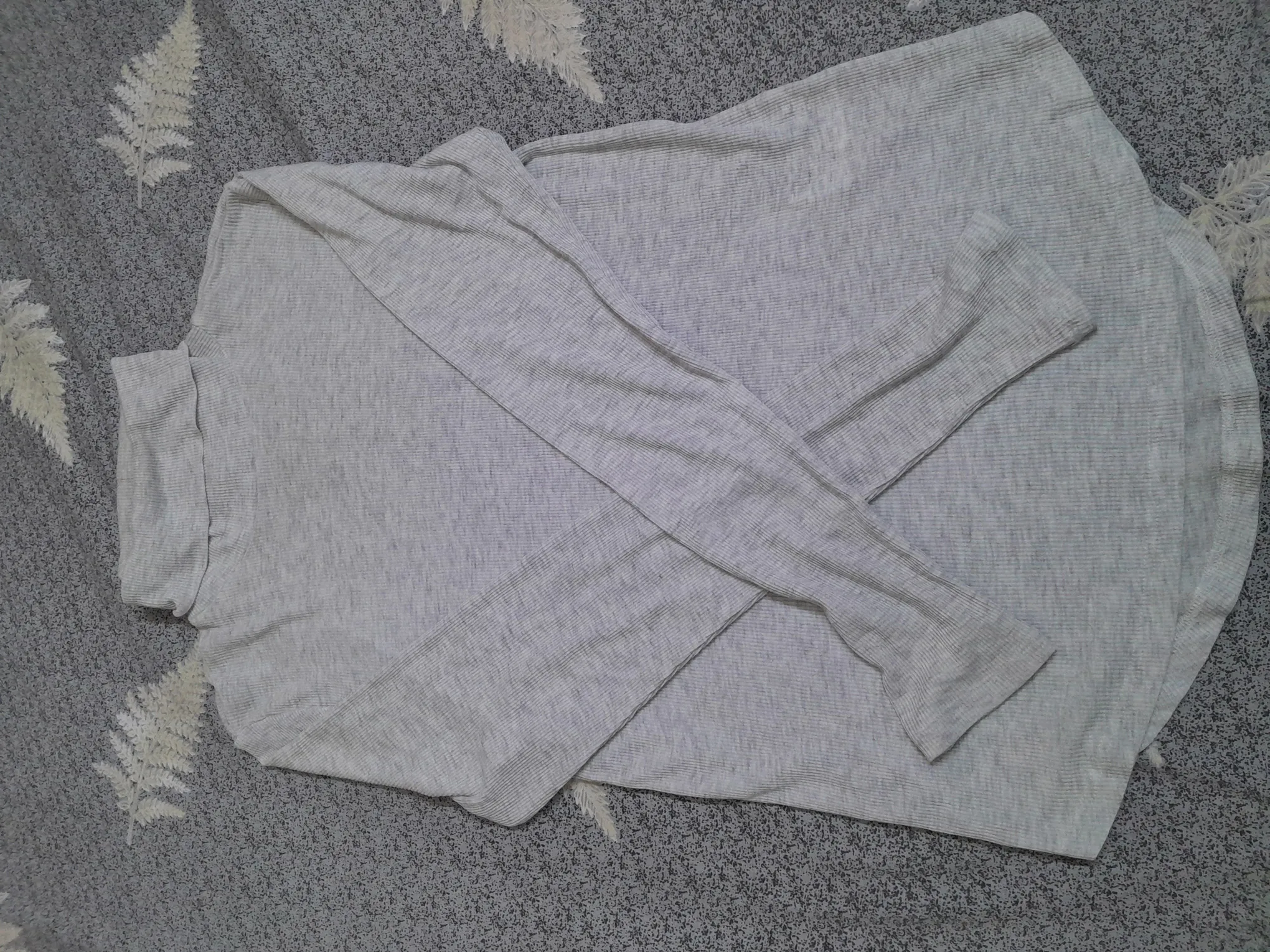 Grey Full Neck Top - Good Condition - S/M - Stretchable