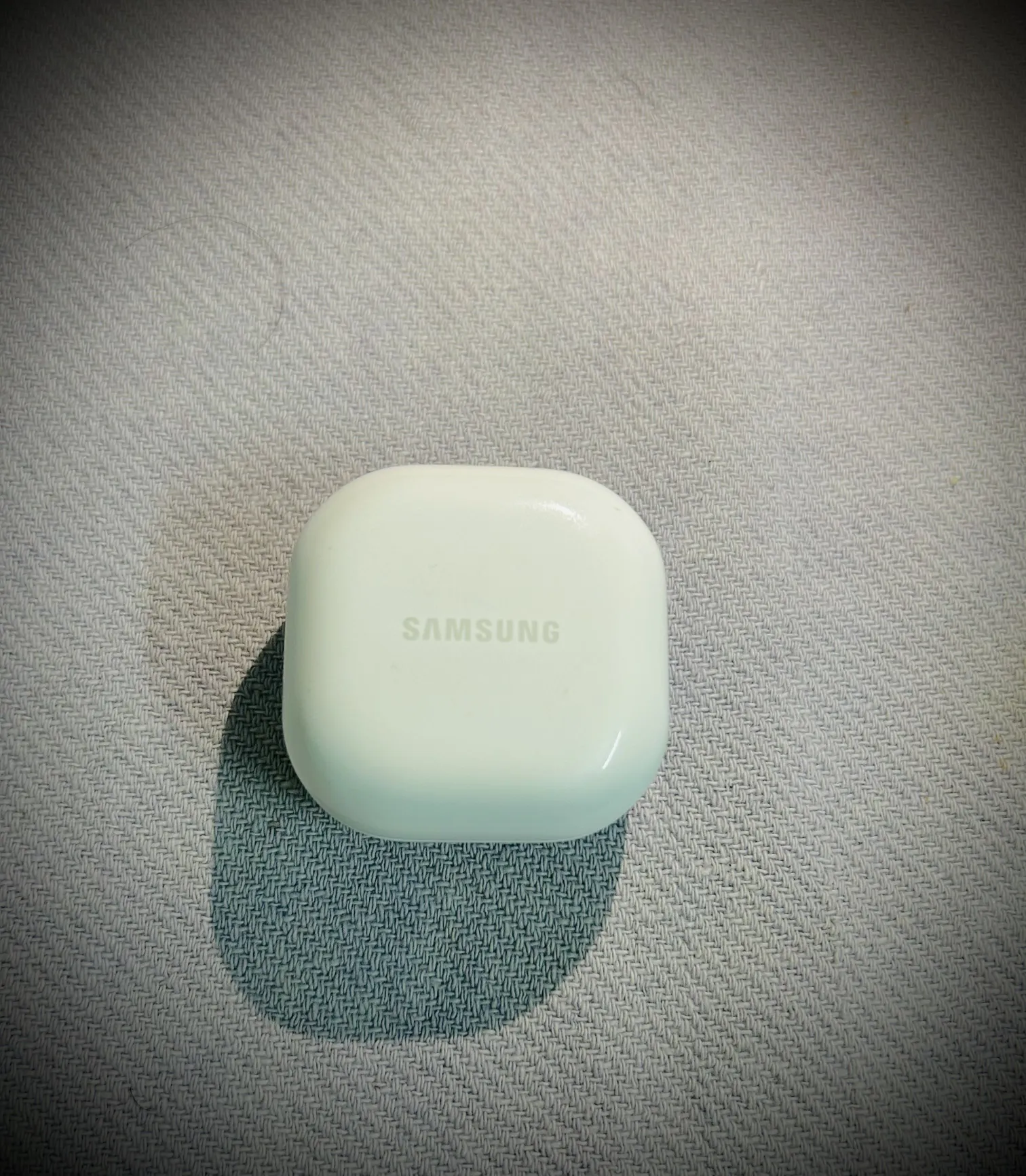 Buy used Samsung Galaxy Buds Core Good Condition White Wireless Earbuds online on Resellpur