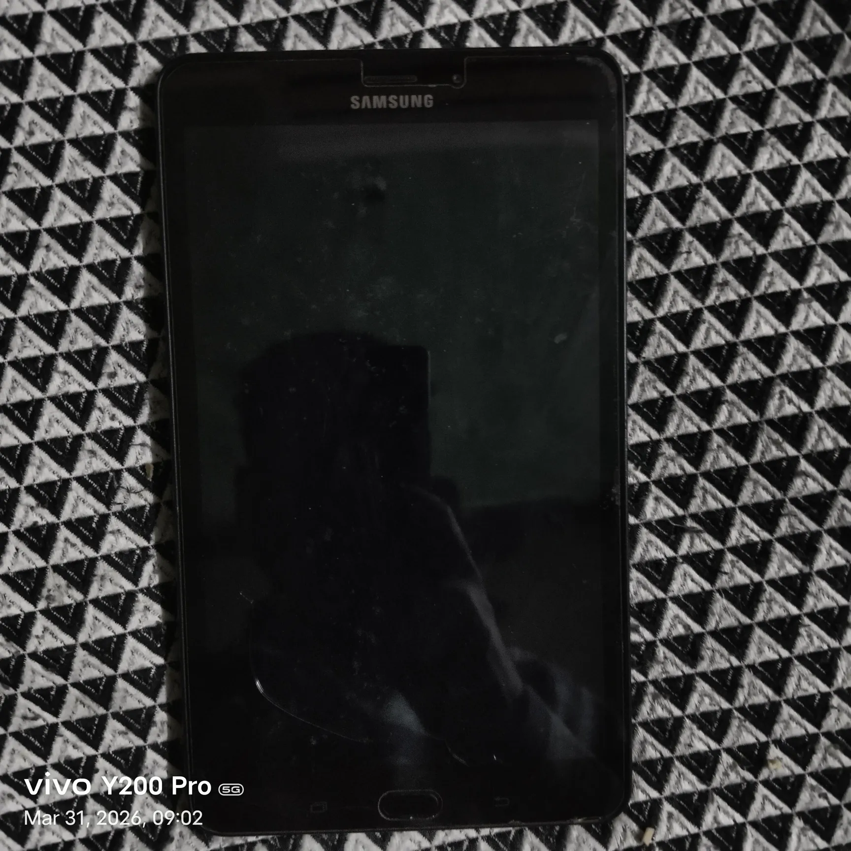 Buy used Samsung Mint Condition Tablet 2GB RAM 16GB Storage Black online on Resellpur