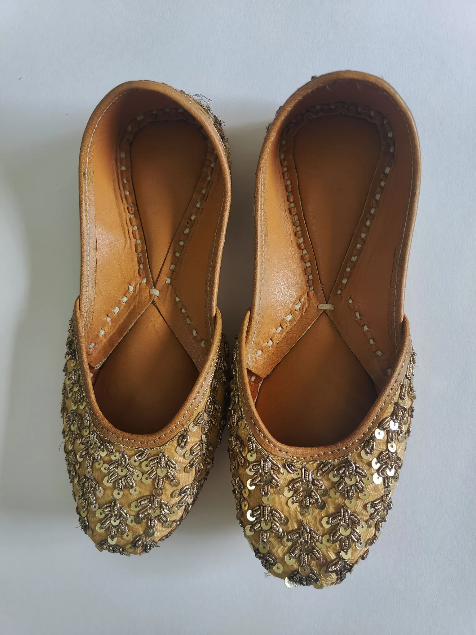 Fabindia Juttiyan Girl Child Size UK4 Mustard Yellow Ethnic Flat