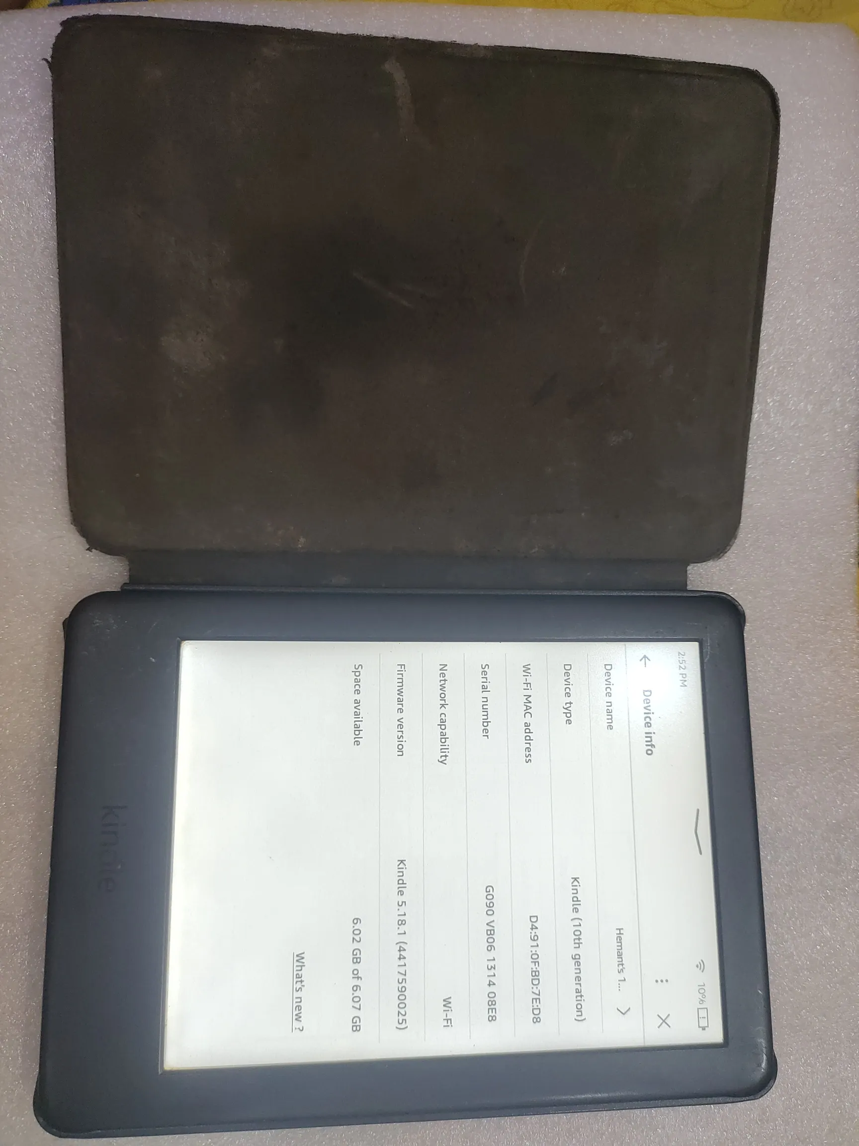 Buy used Kindle 10th Gen Very Good Condition Black Ereader With Cover online on Resellpur