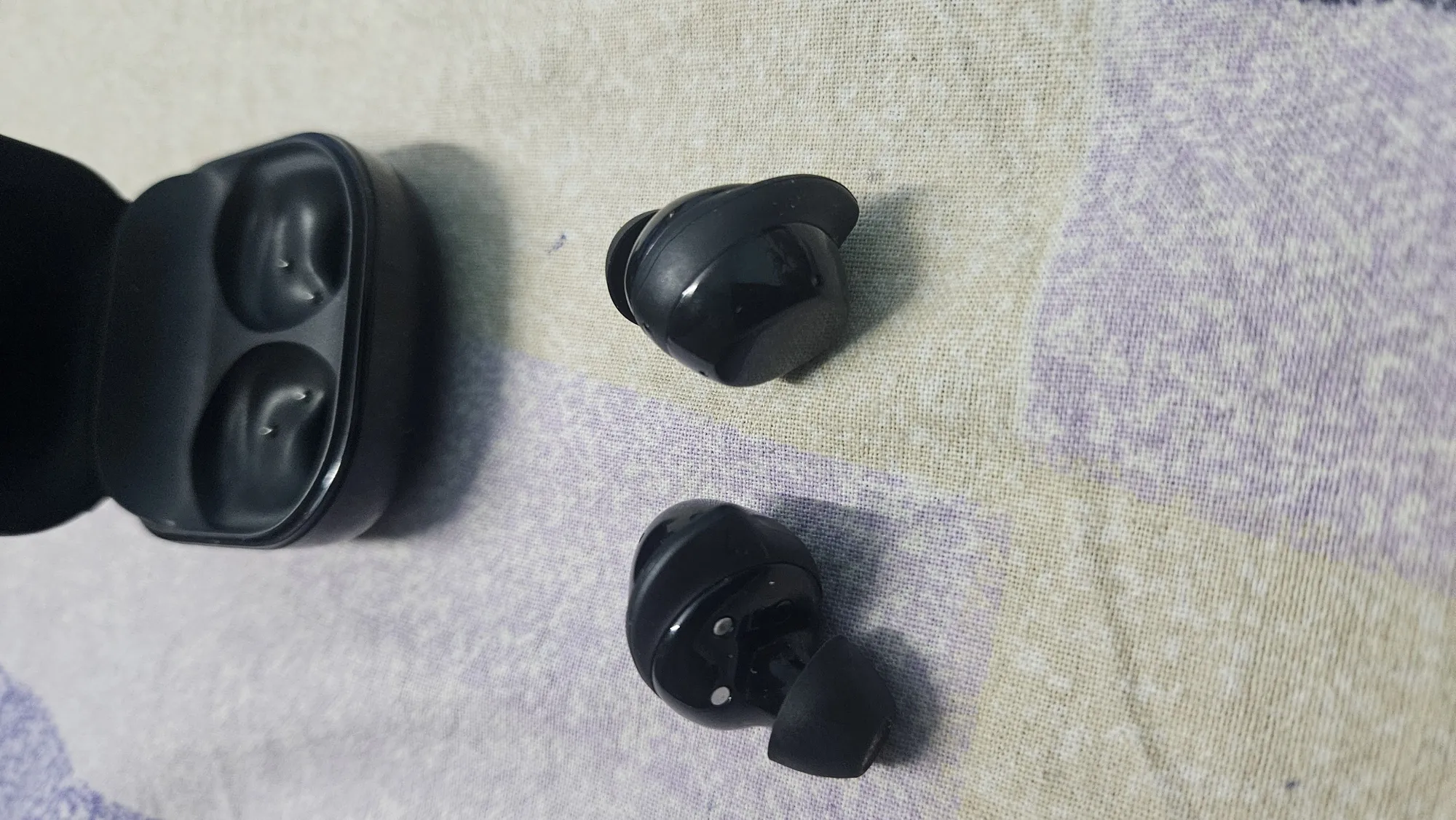 Samsung Galaxy Buds Core - Refurbished, Bluetooth 5.3 Earbuds With Long Battery Life