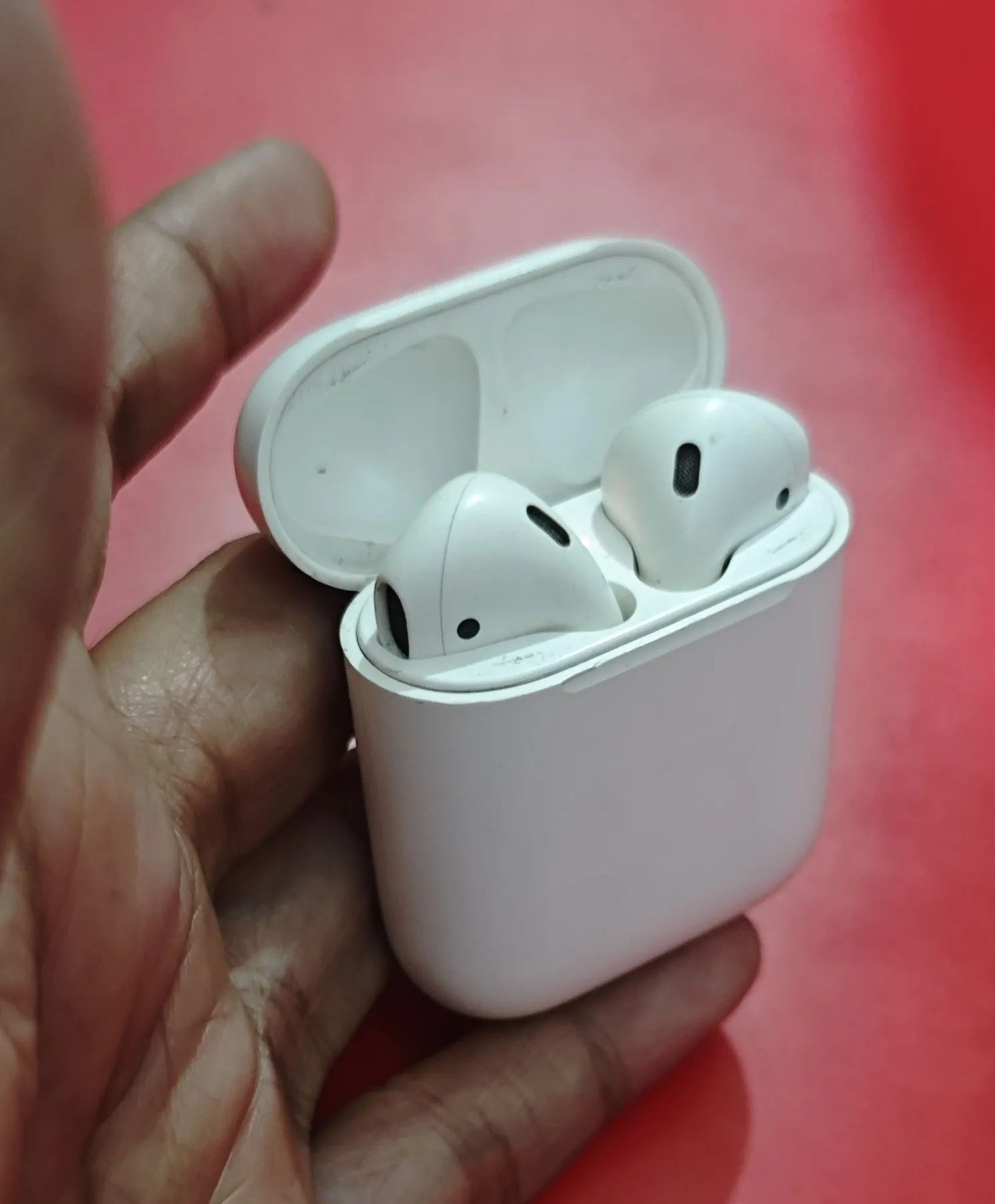 Buy used Apple Airpods 2 Refurbished Good Condition White online on Resellpur
