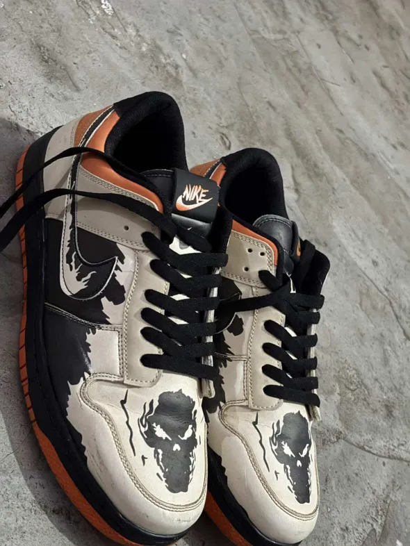Buy used Nike Men's Sneakers Black Orange Off-white UK Size 8 Skull Design online on Resellpur